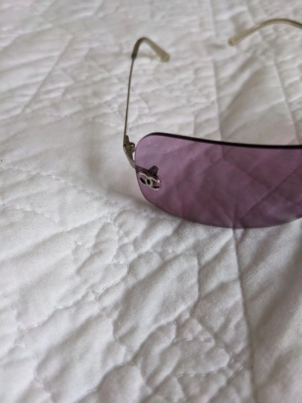 Chanel Chanel Sunglasses 4017 CC Rhinestone Logo Rimless Vintage Size ONE SIZE - 7 Thumbnail