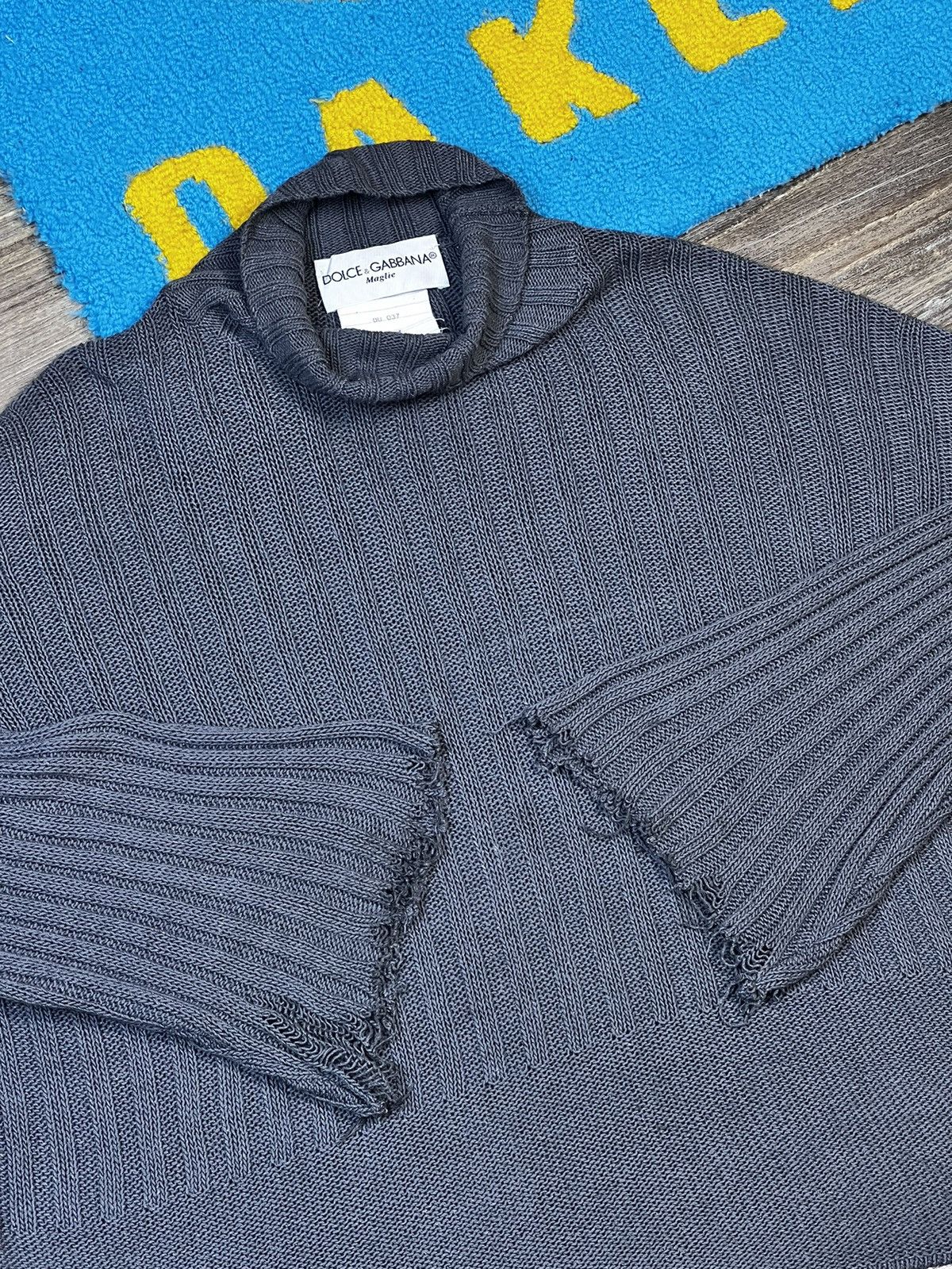 Dolce & Gabbana × Vintage 90’s Vintage Dolce&Gabbana Oversized Distressed Grey Sweater Size L / US 10 / IT 46 - 10 Thumbnail