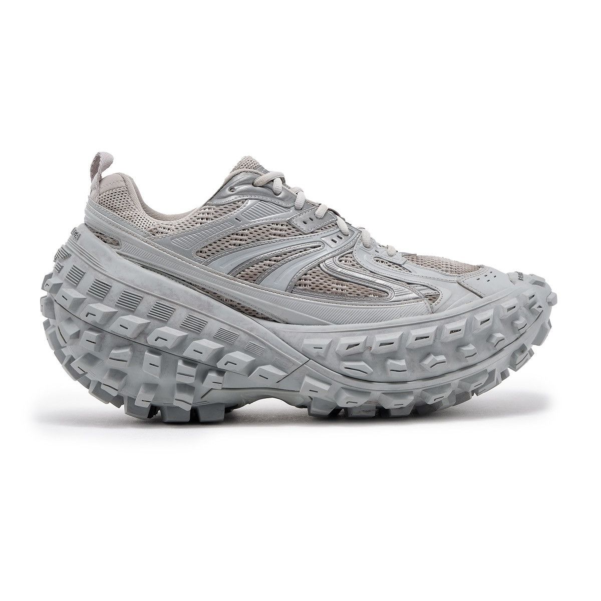 BALENCIAGA bouncer defender グレー SOLD) a pair of Balenciaga 'Defender' Grey 'Tire Track' Bounce Low