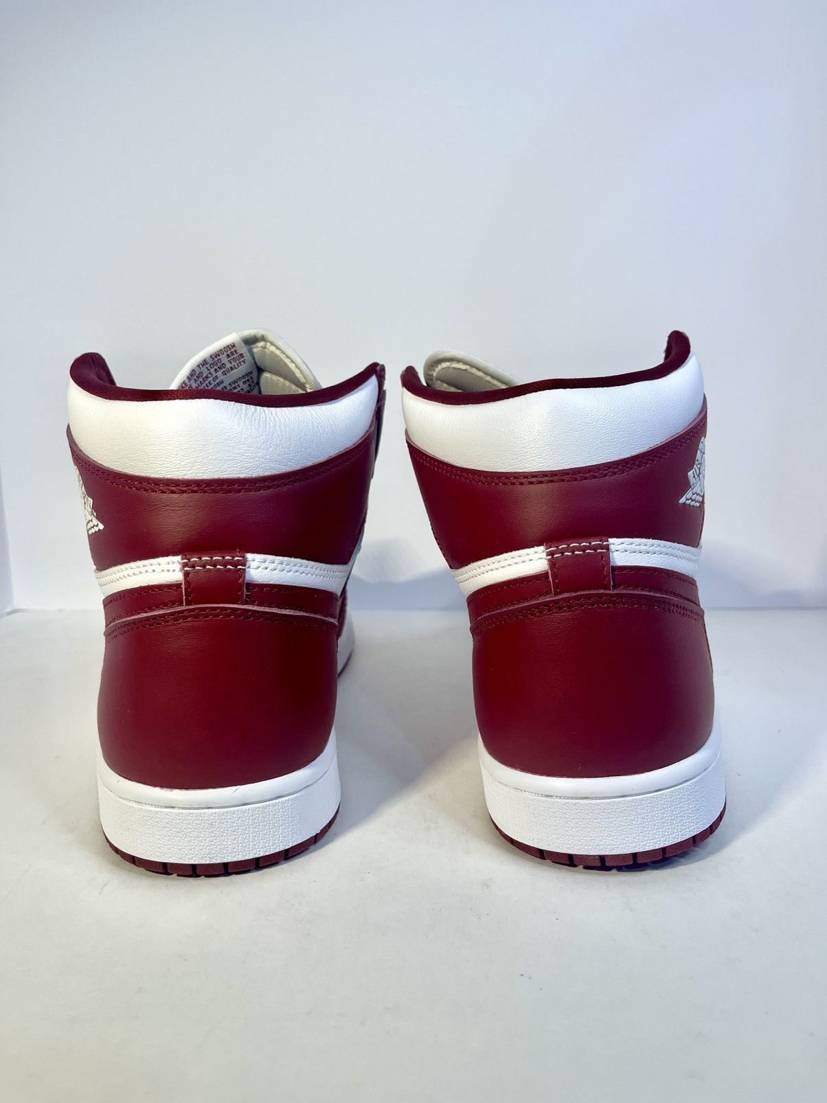 Jordan Brand Air Jordan 1 Retro High OG Artisanal Team Red Size 11 Mens Size US 11 / EU 44 - 5 Thumbnail