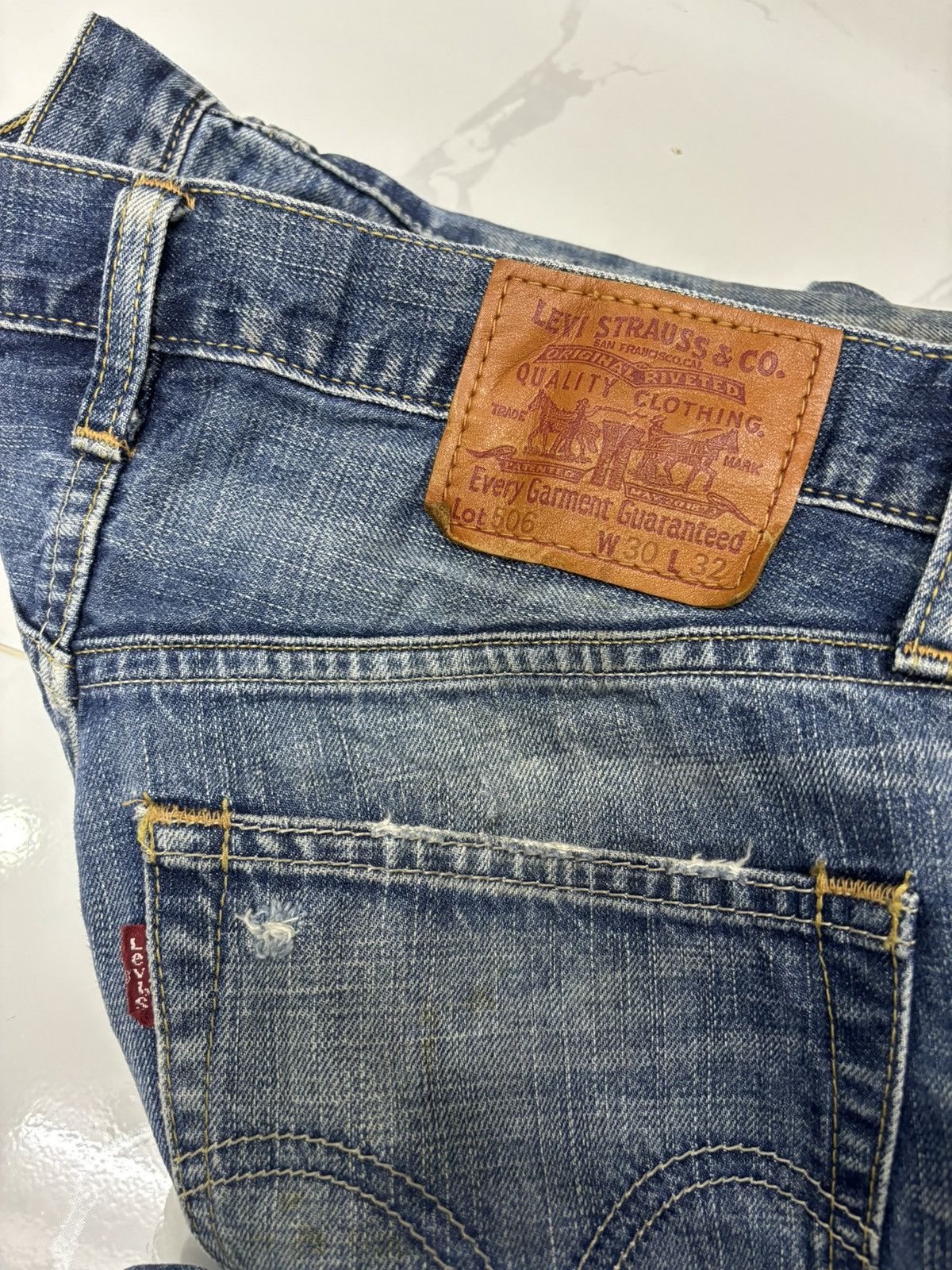 Levi's LEVIS 506 DISTRESSED DENIM JEANS Size US 30 / EU 46 - 8 Thumbnail