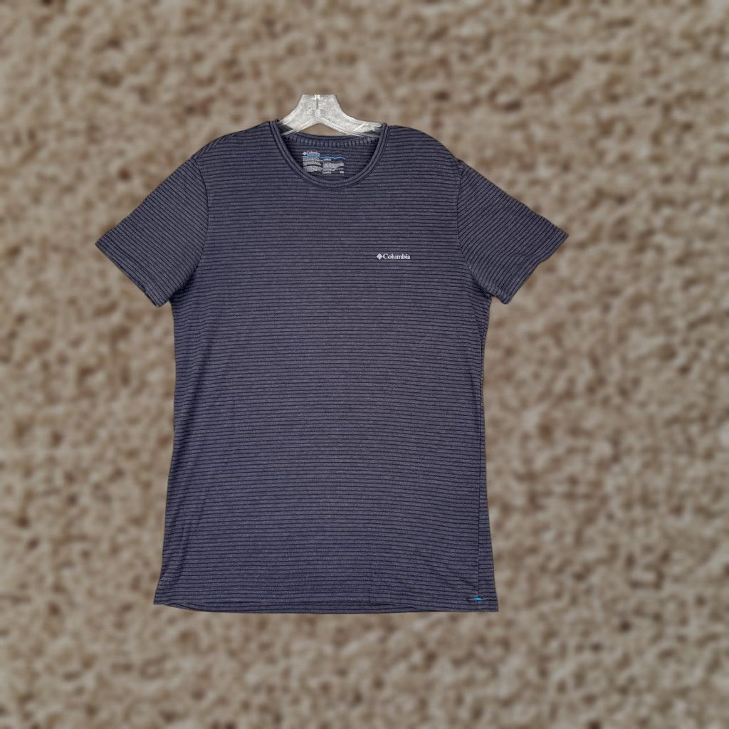 Vintage VINTAGE? No. Columbia Shirt Men Medium Blue Stripe Short Sleeve Crew Neck Cotton Blend Size US M / EU 48-50 / 2 - 1 Thumbnail