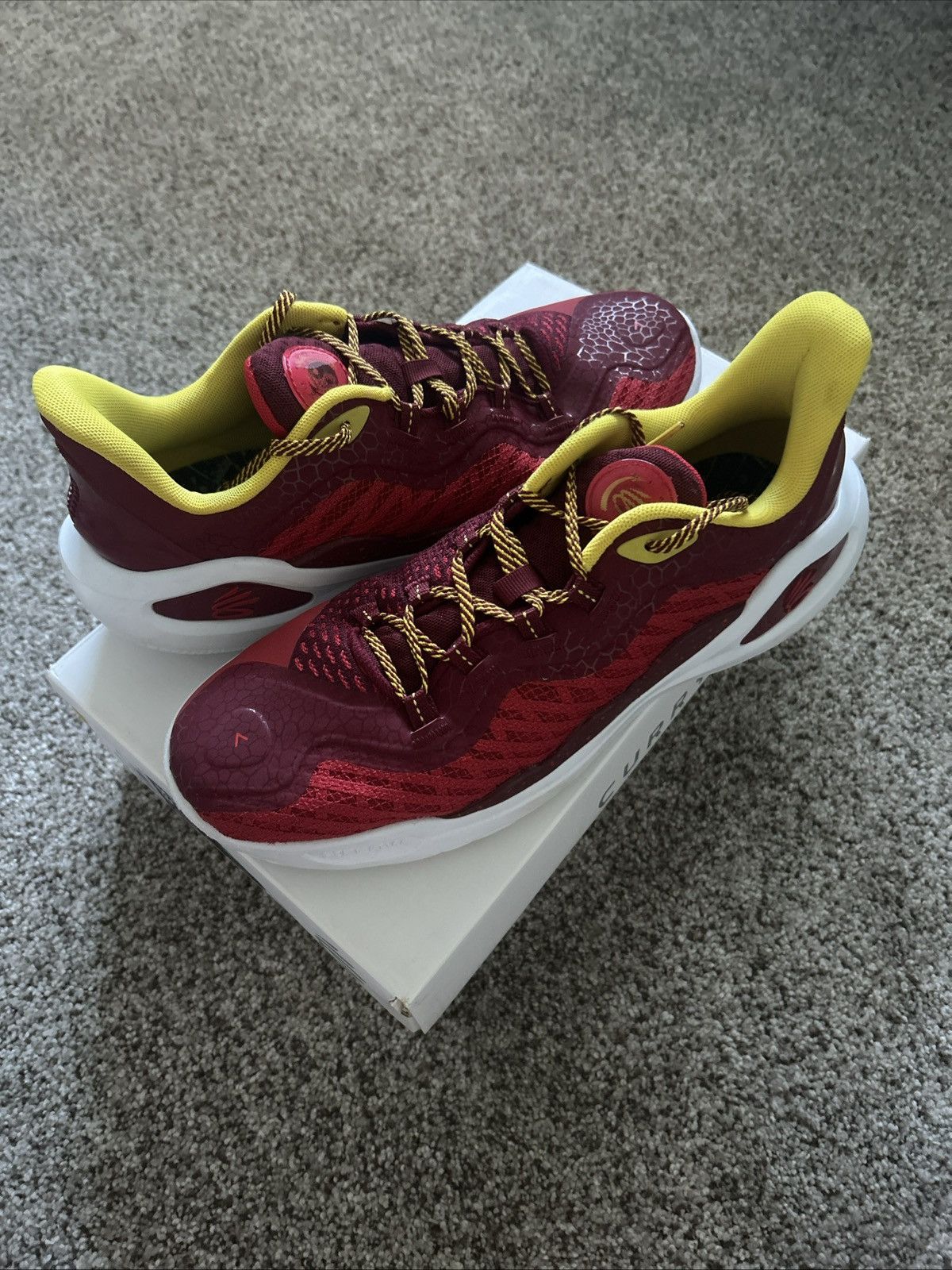 Under Armour Curry 11 Fire Size US 10.5 / EU 43-44 - 1 Thumbnail