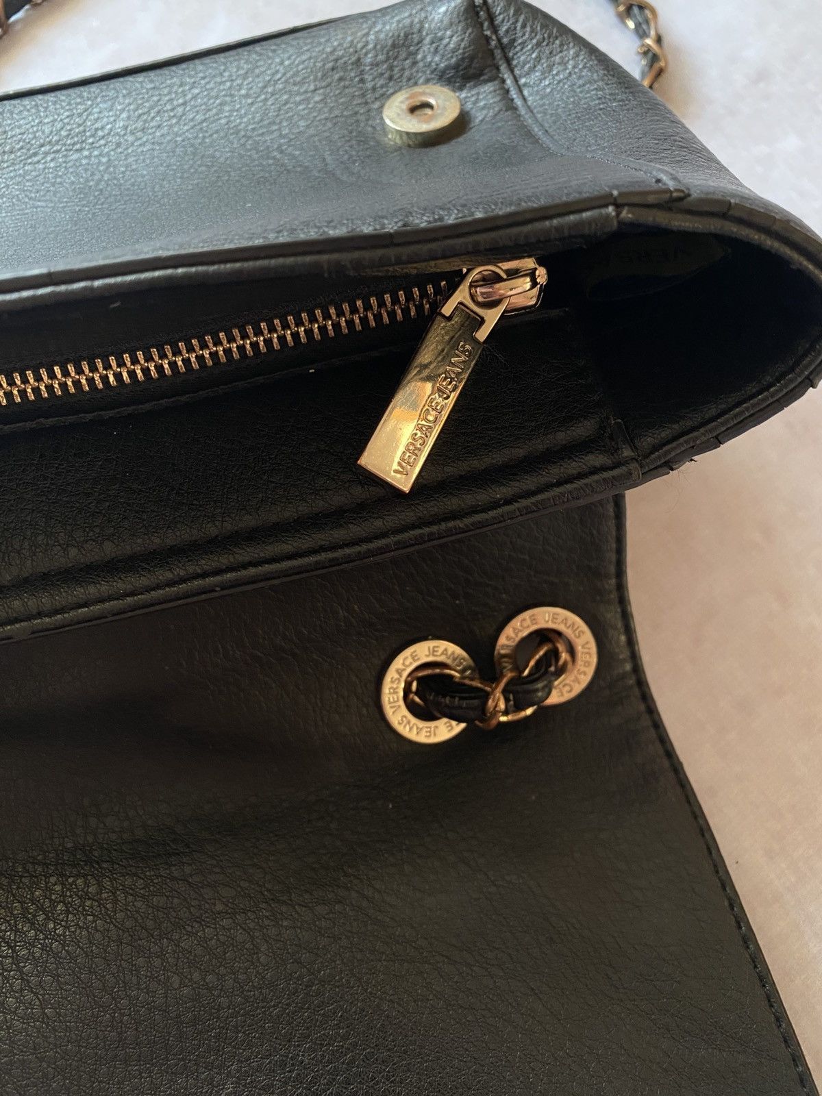 Versace × Versace Jeans Couture Versace Jeans Vintage Leather Shoulder Bag Luxury style Size ONE SIZE - 5 Thumbnail