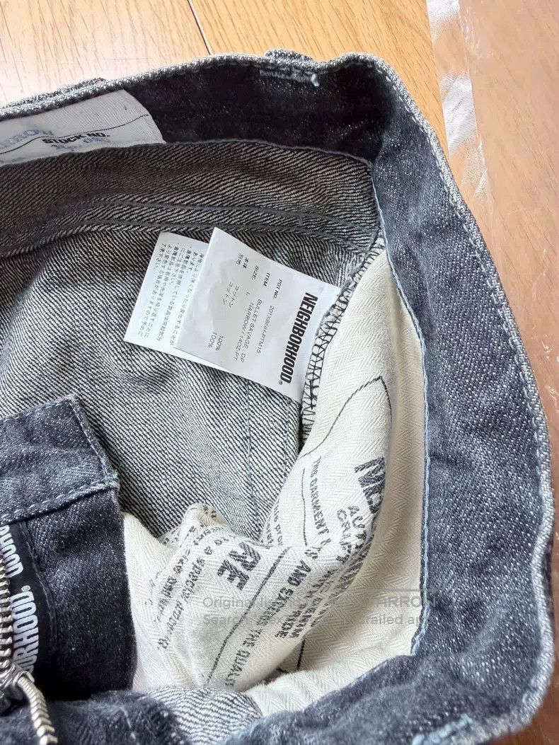 Neighborhood Neighborhood size L Jeans Size US 27 - 5 Thumbnail