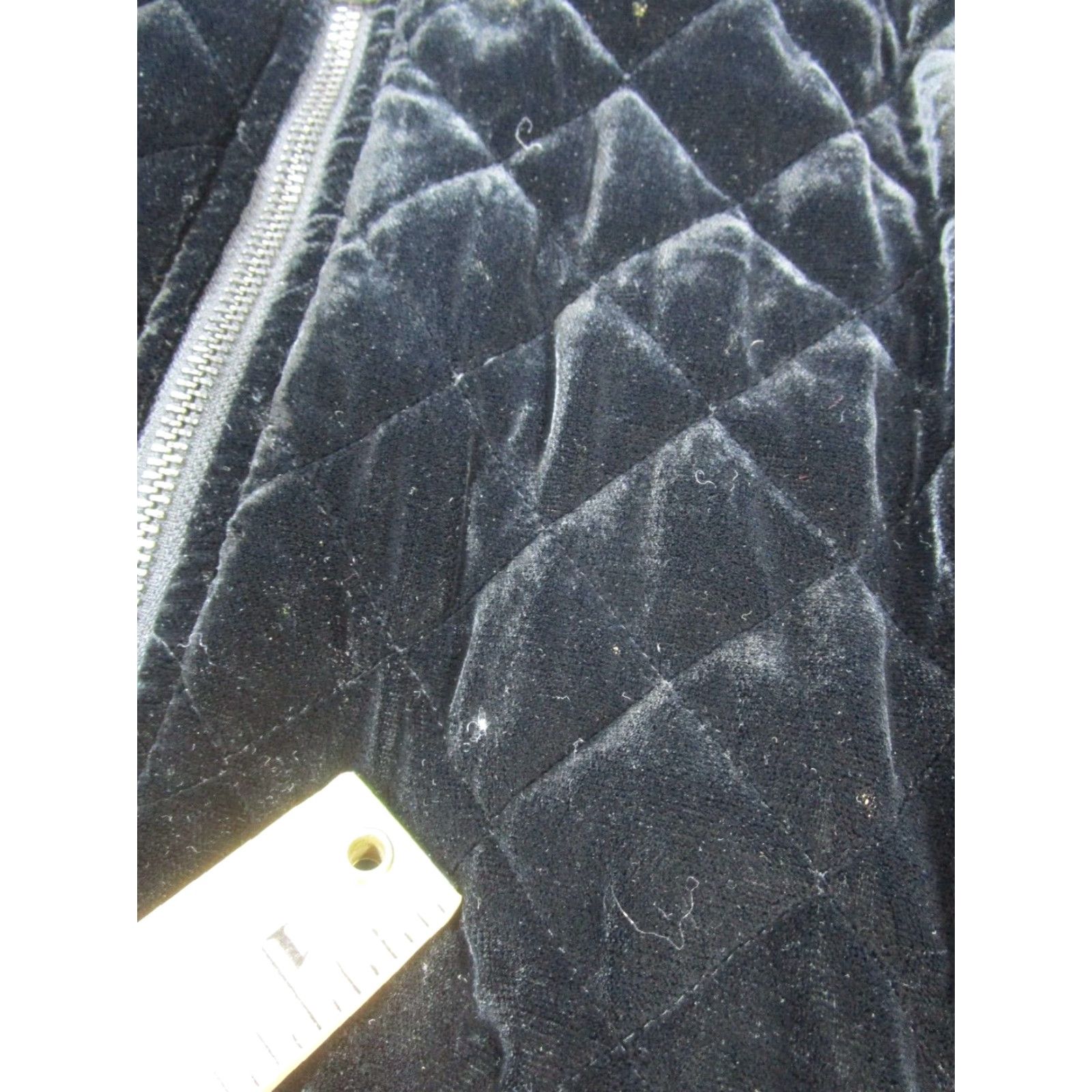 Banana Republic Banana Republic Jacket Womens Medium Black Quilted Velvet Bomber Jacket Women's Medium Black Quilted Velvet Bomber Size M / US 6-8 / IT 42-44 - 6 Thumbnail