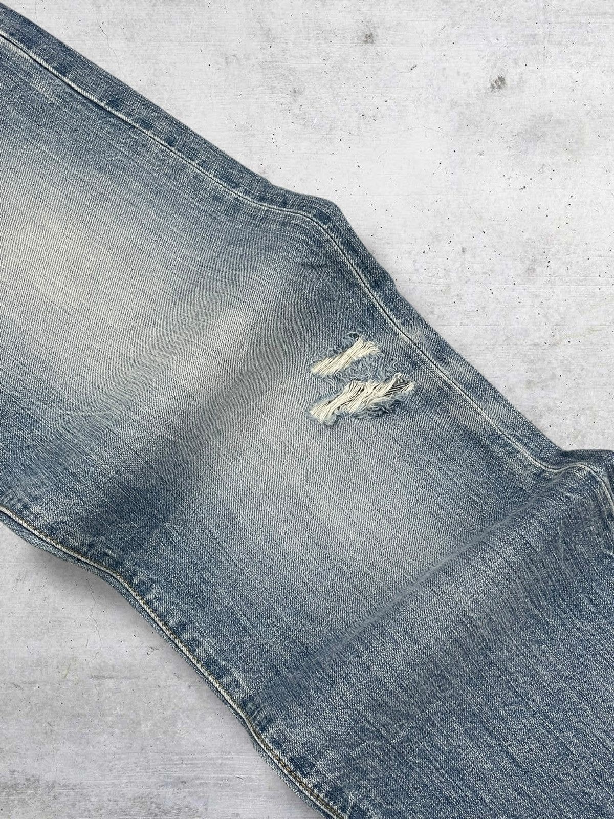 Levi's Vintage Clothing VINTAGE 501 LEVIS USA DESIGNER 90S CLASSIC RIPPED OG DENIM Size US 30 / EU 46 - 8 Thumbnail