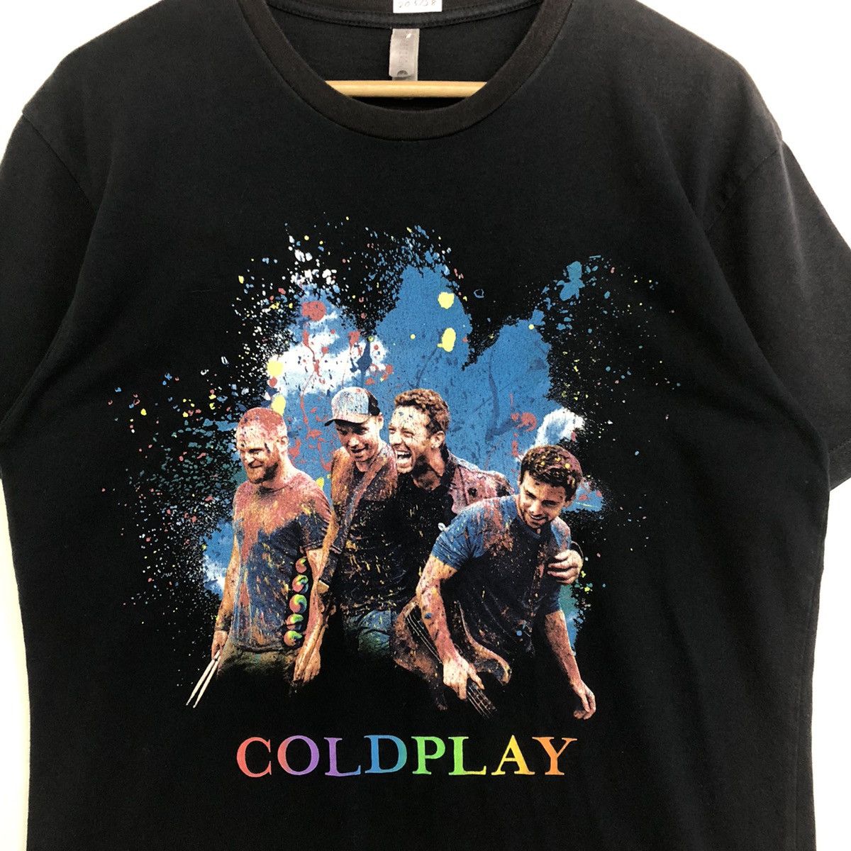 Band Tees Coldplay Band Tour Disstress Tshirt Size US M / EU 48-50 / 2 - 3 Thumbnail