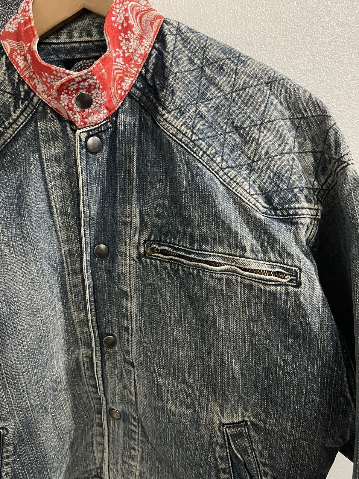 Vintage Vintage Unbrand Distressed Denim Jacket Size US L / EU 52-54 / 3 - 10 Thumbnail