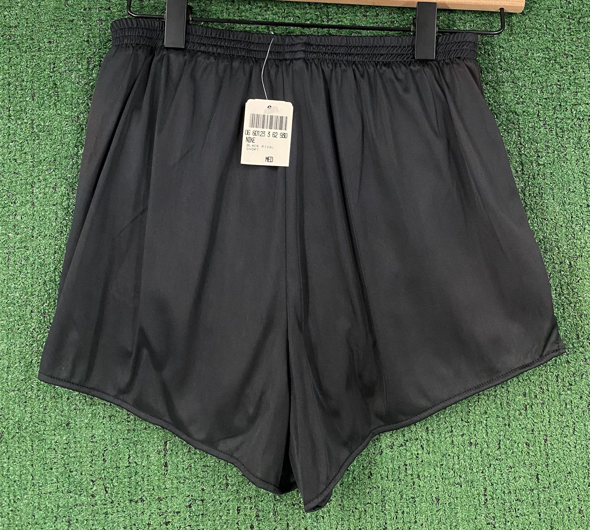 Nike 90's Nike Spellout Black Sprinter Run Short Shorts Small Size 28" / US 6 / IT 42 - 10 Thumbnail