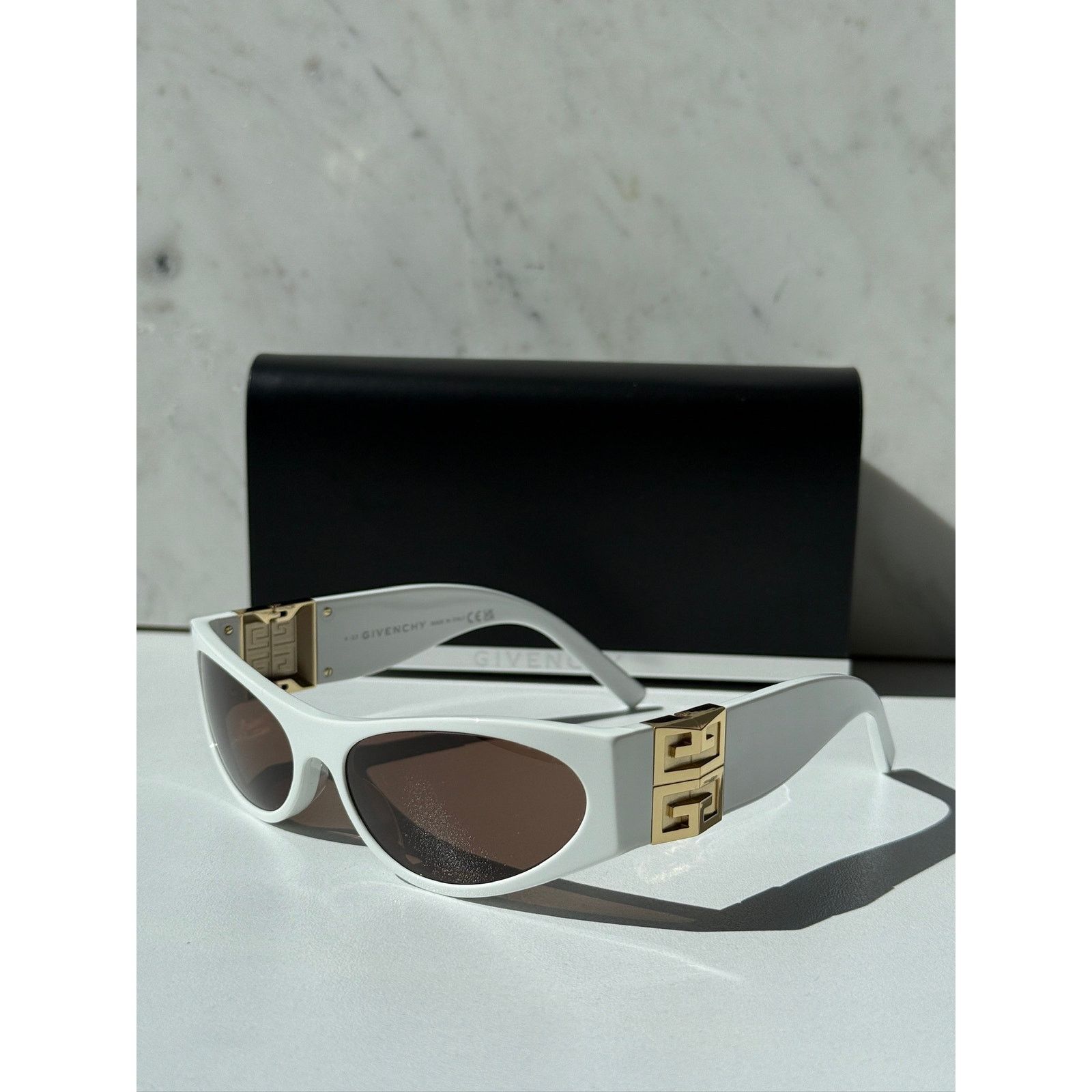 Givenchy NEW Givenchy GV40055I Mask White Sunglasses $870 Size ONE SIZE - 2 Thumbnail