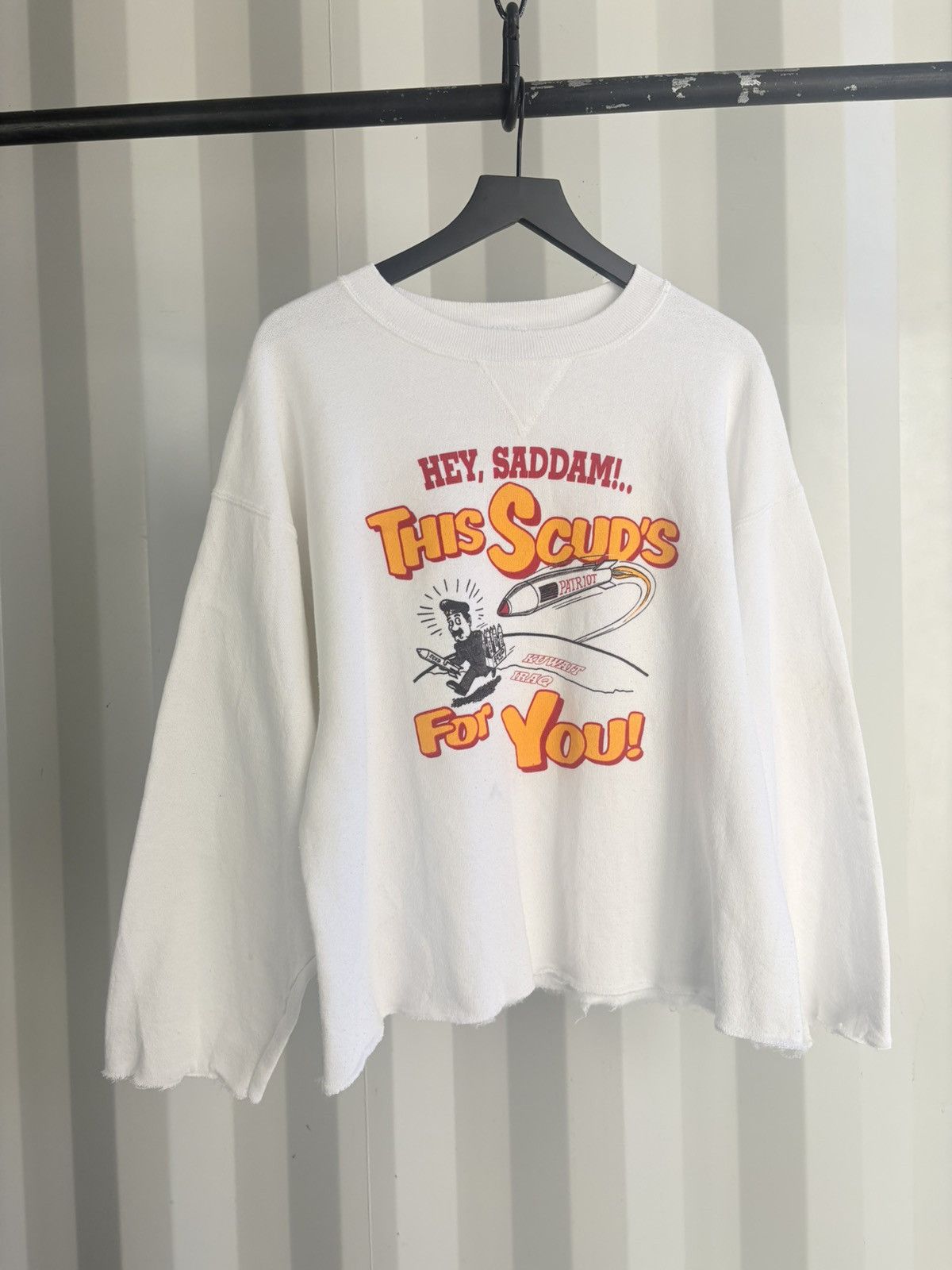 Vintage Thrashed Hey Saddam Distressed Faded Sweatshirt Grunge Boxy Size US XL / EU 56 / 4 - 2 Thumbnail