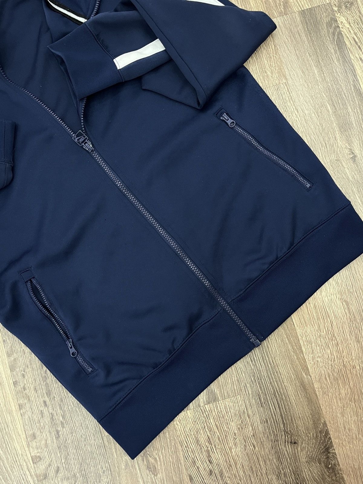 Nike Vintage Man’s Y2K Nike Full Zip Track Top Jacket Size US S / EU 44-46 / 1 - 5 Thumbnail