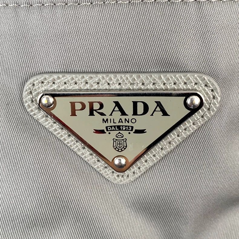 Prada Prada Gray triangle zipper casual shorts 2501-Nextarrow Size US 32 / EU 48 - 6 Thumbnail