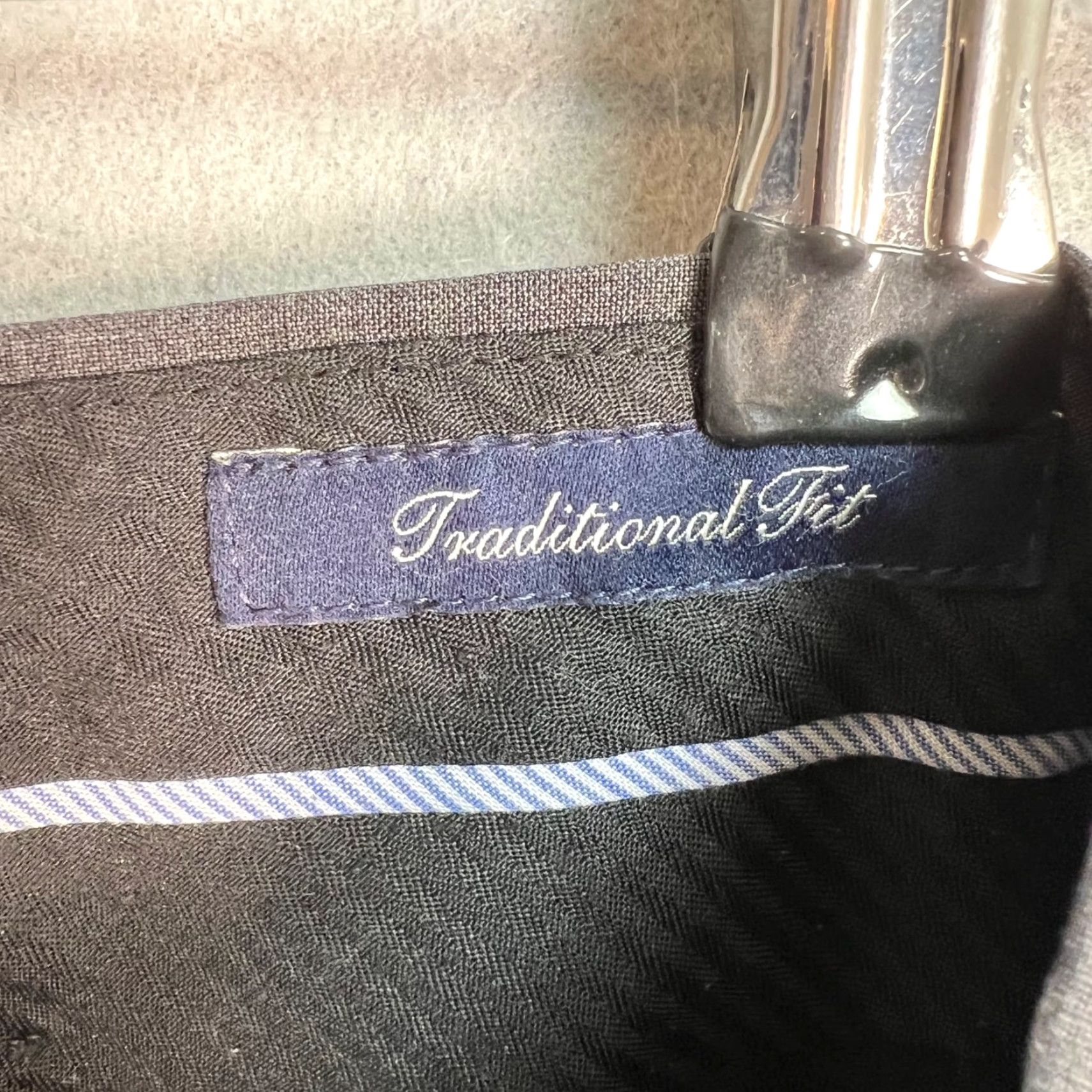 Lands' End Lands' End Mens Dress Pants 38 Gray Flat Front Polyester Wool Solid Traditional Fit Slacks Pants Mens 38 Size US 38 / EU 54 - 5 Thumbnail