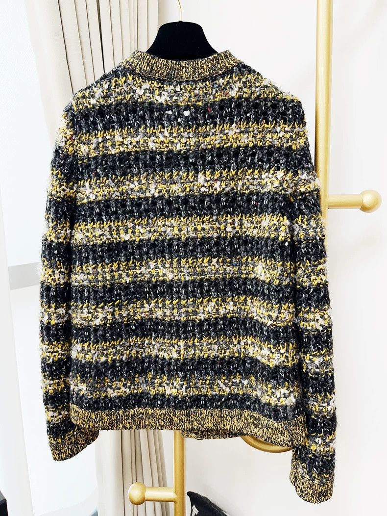 Chanel Chanel Black, yellow and white mixed color striped ox horn Size XS / US 0-2 / IT 36-38 - 2 Thumbnail
