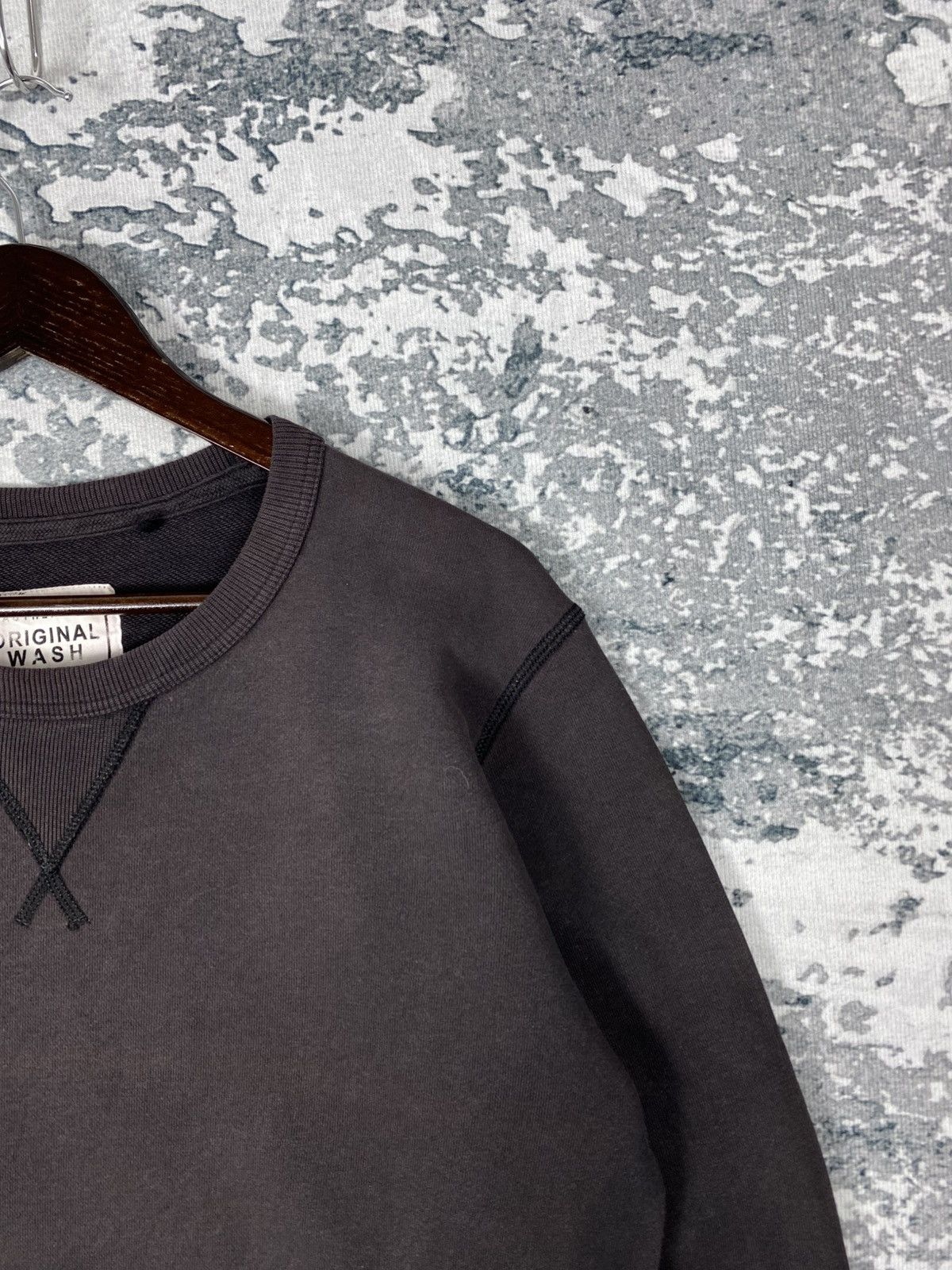 Lemaire × Uniqlo Vintage Uniqlo Crewneck Faded Sweatshirts Size US L / EU 52-54 / 3 - 3 Thumbnail