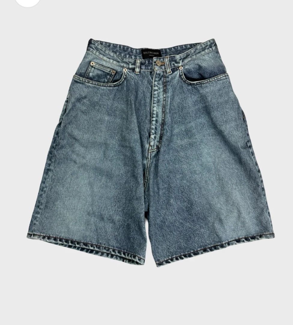 Balenciaga BALENCIAGA TROMPE L’OEIL PRINTED DENIM SWEATPANTS SHORTS Size US 30 / EU 46 - 1 Thumbnail