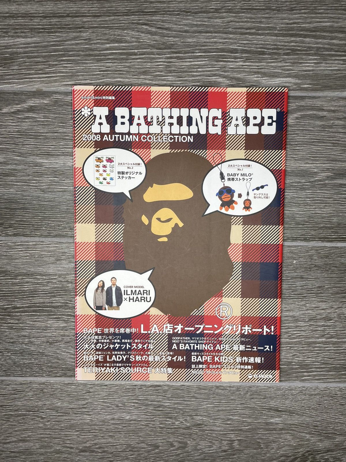 Bape Vintage A Bathing Ape 2009 Summer Season Collection Catalog Size ONE SIZE - 2 Thumbnail