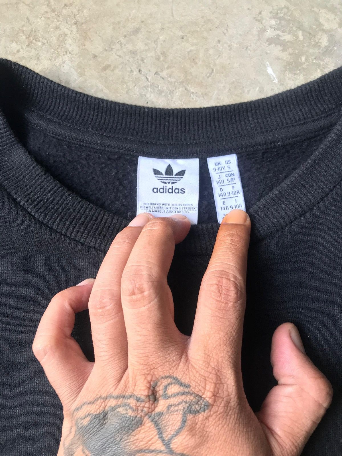 Adidas men’s adicolor classics crew Size US S / EU 44-46 / 1 - 3 Thumbnail