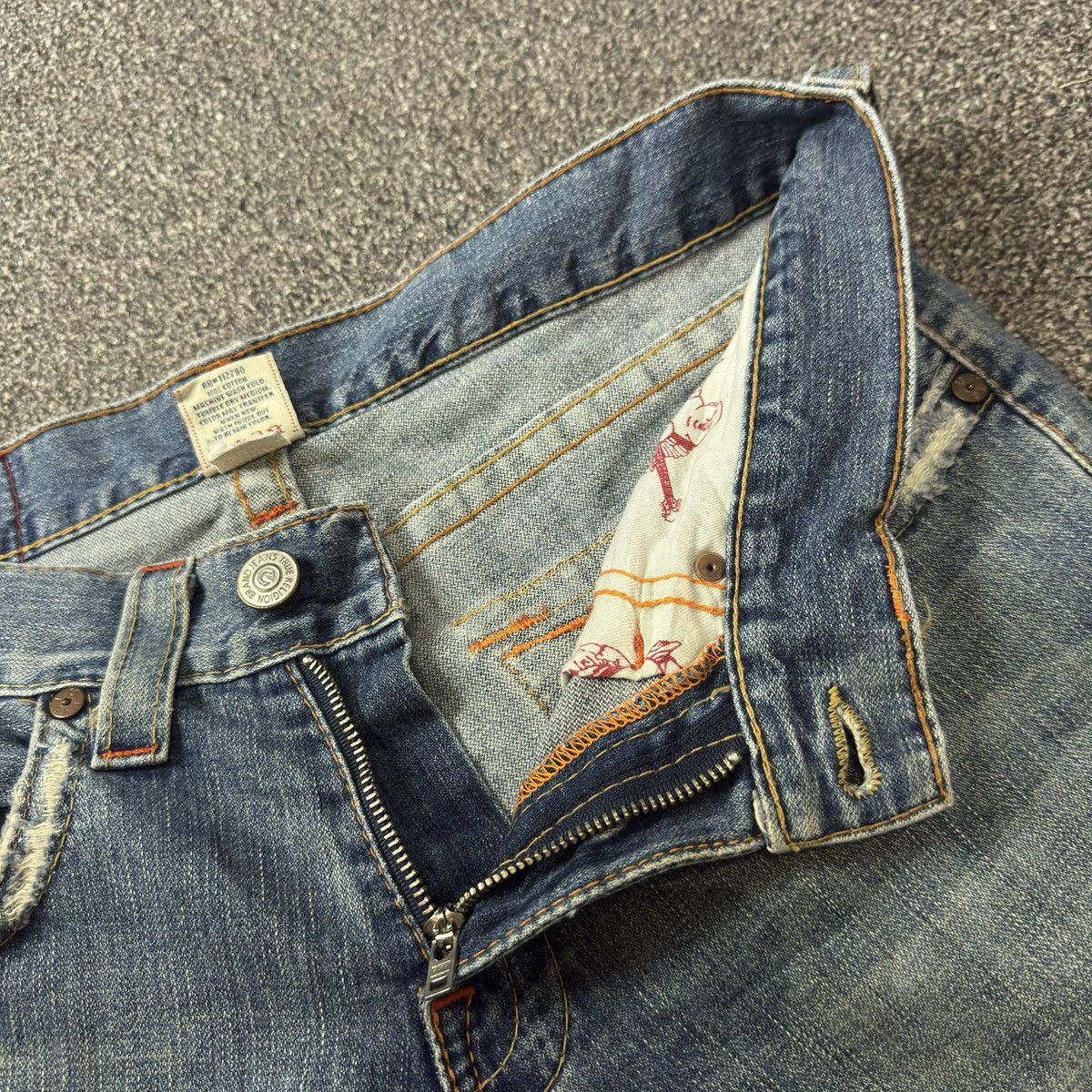 True Religion 🔥🇺🇸 Baggy Flared Distressed Jeans Hysteric Glamour Style Y2k Size US 34 / EU 50 - 11 Thumbnail