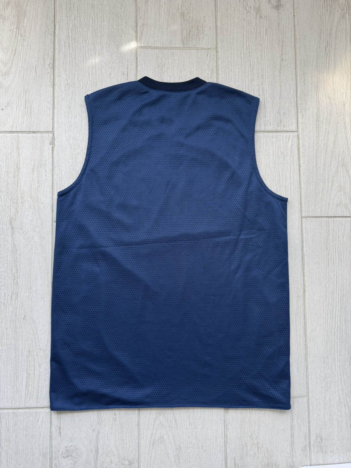 Nike Vintage Y2K Nike Reversible Center Swoosh Basketball Jersey Size US S / EU 44-46 / 1 - 10 Thumbnail