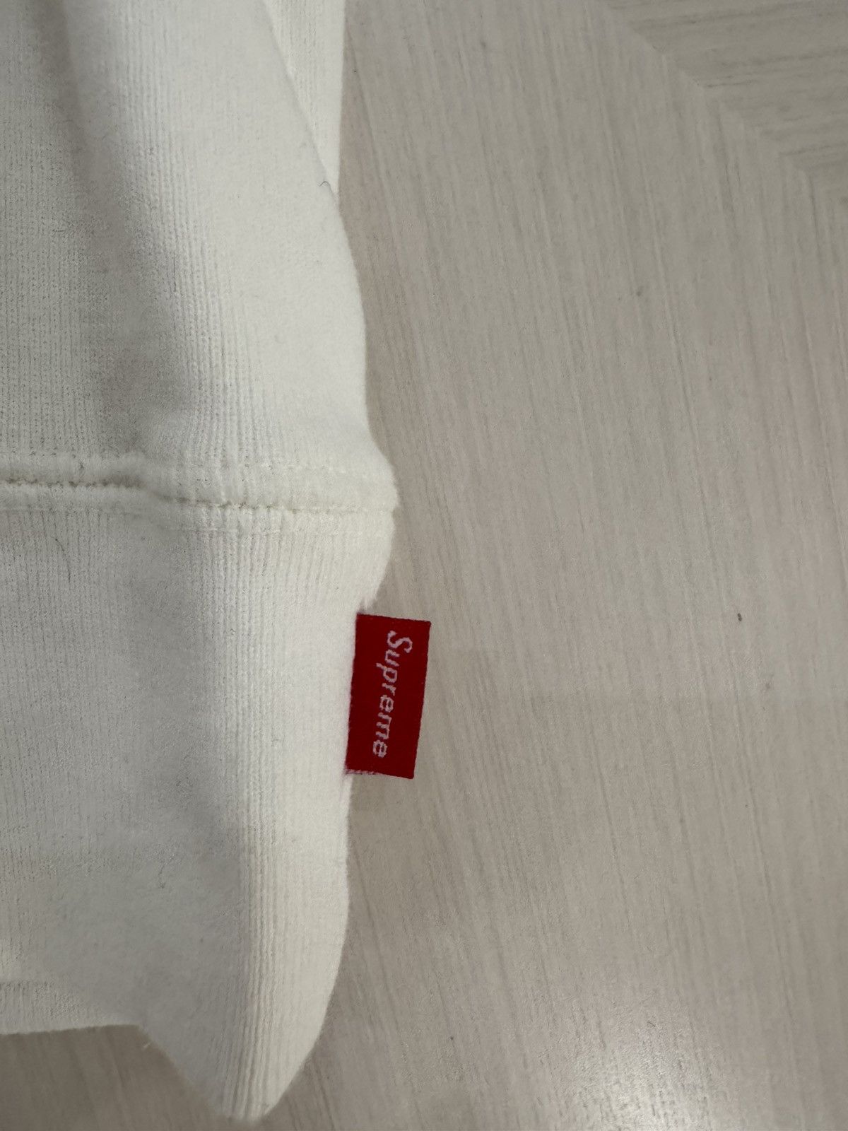 Supreme Supreme Pink on White box logo hoodie sz small FW25 used Size US S / EU 44-46 / 1 - 8 Thumbnail