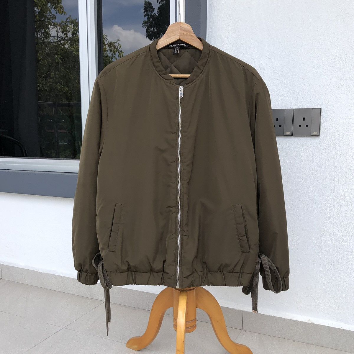 Zara Zara trf Outerwear Lined Quilted Bomber Jacket Size L / US 10 / IT 46 - 5 Thumbnail