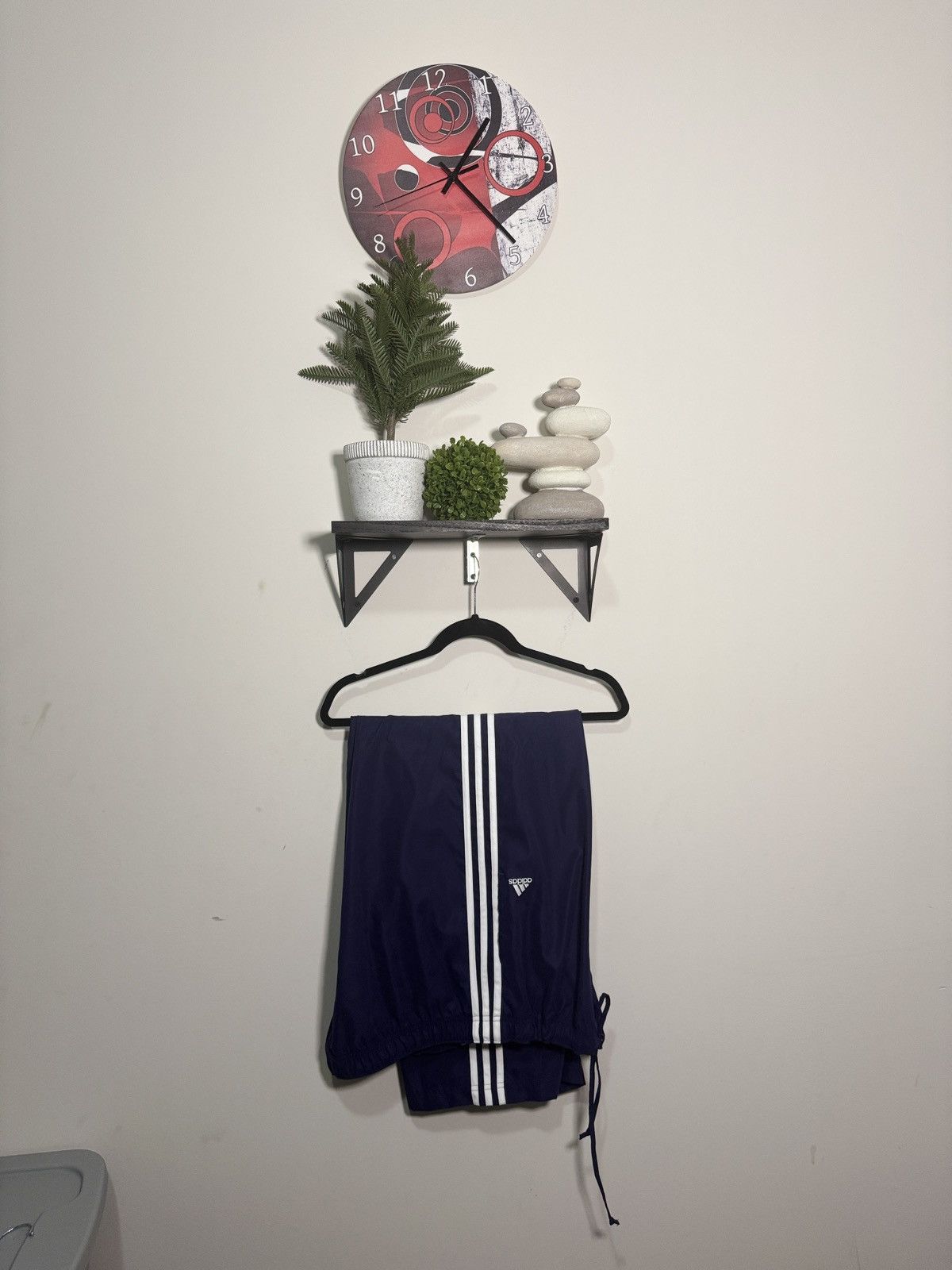 Adidas Retro Adidas sweatpants Size US 34 / EU 50 - 1 Thumbnail