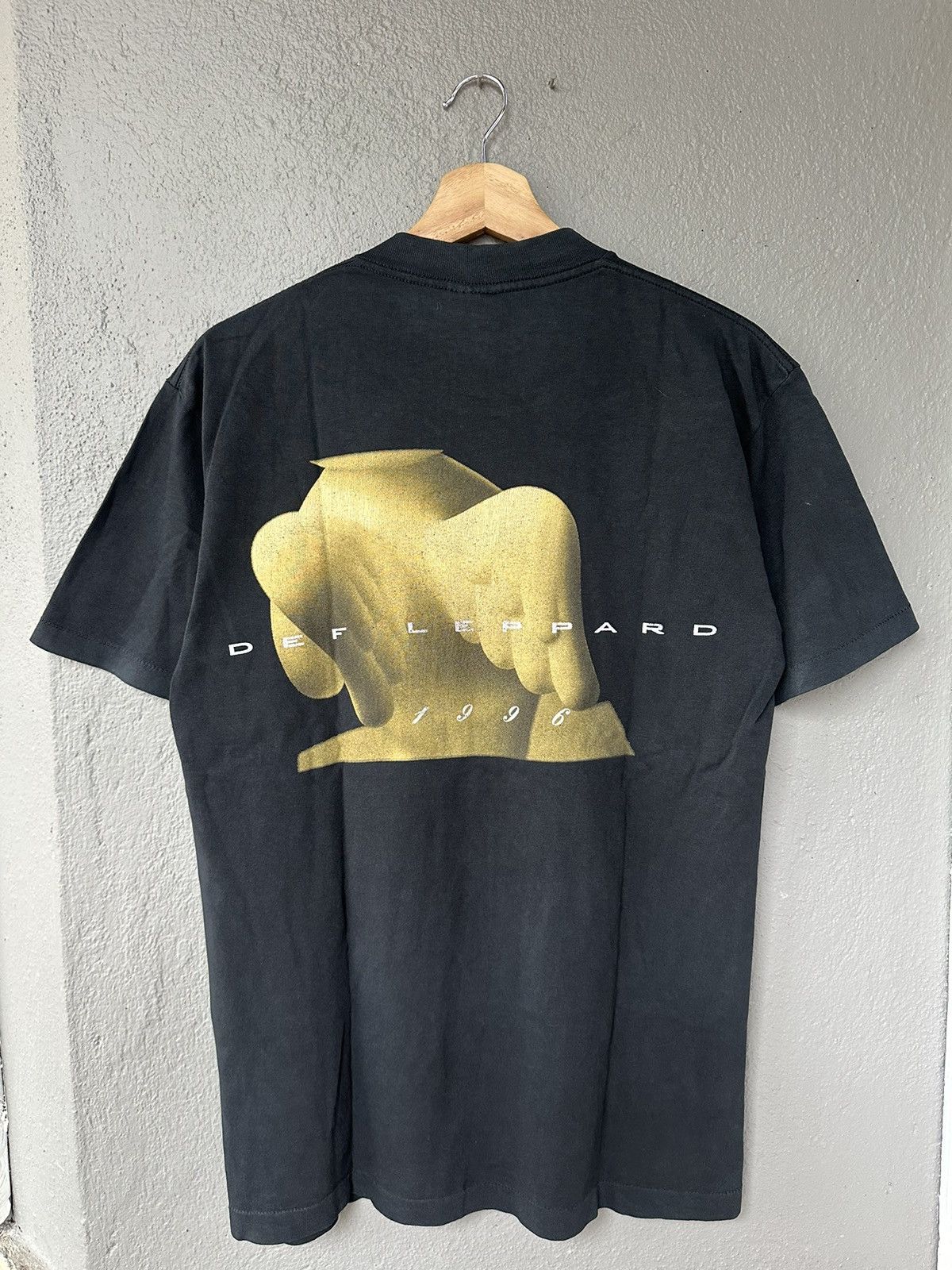 Def Leppard × Vintage Vintage 90’s Def Leppard Slang Band Rock USA Tshirt Size US M / EU 48-50 / 2 - 2 Thumbnail