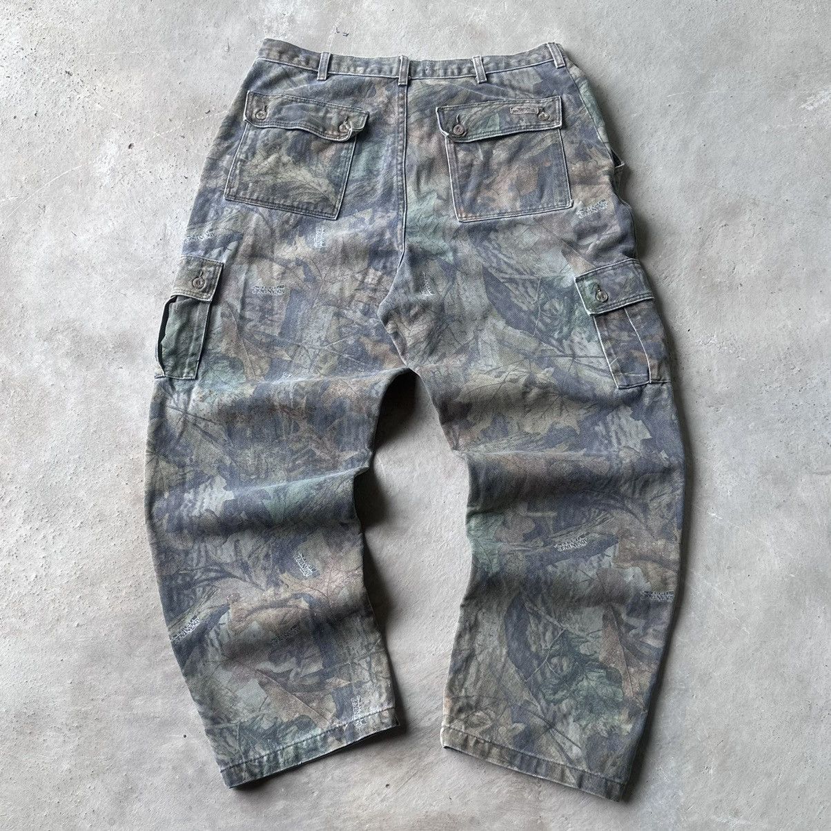 Carhartt × Realtree Crazy Vintage Y2K Faded Realtree Camo Carhartt Style Baggy Size US 38 / EU 54 - 5 Thumbnail