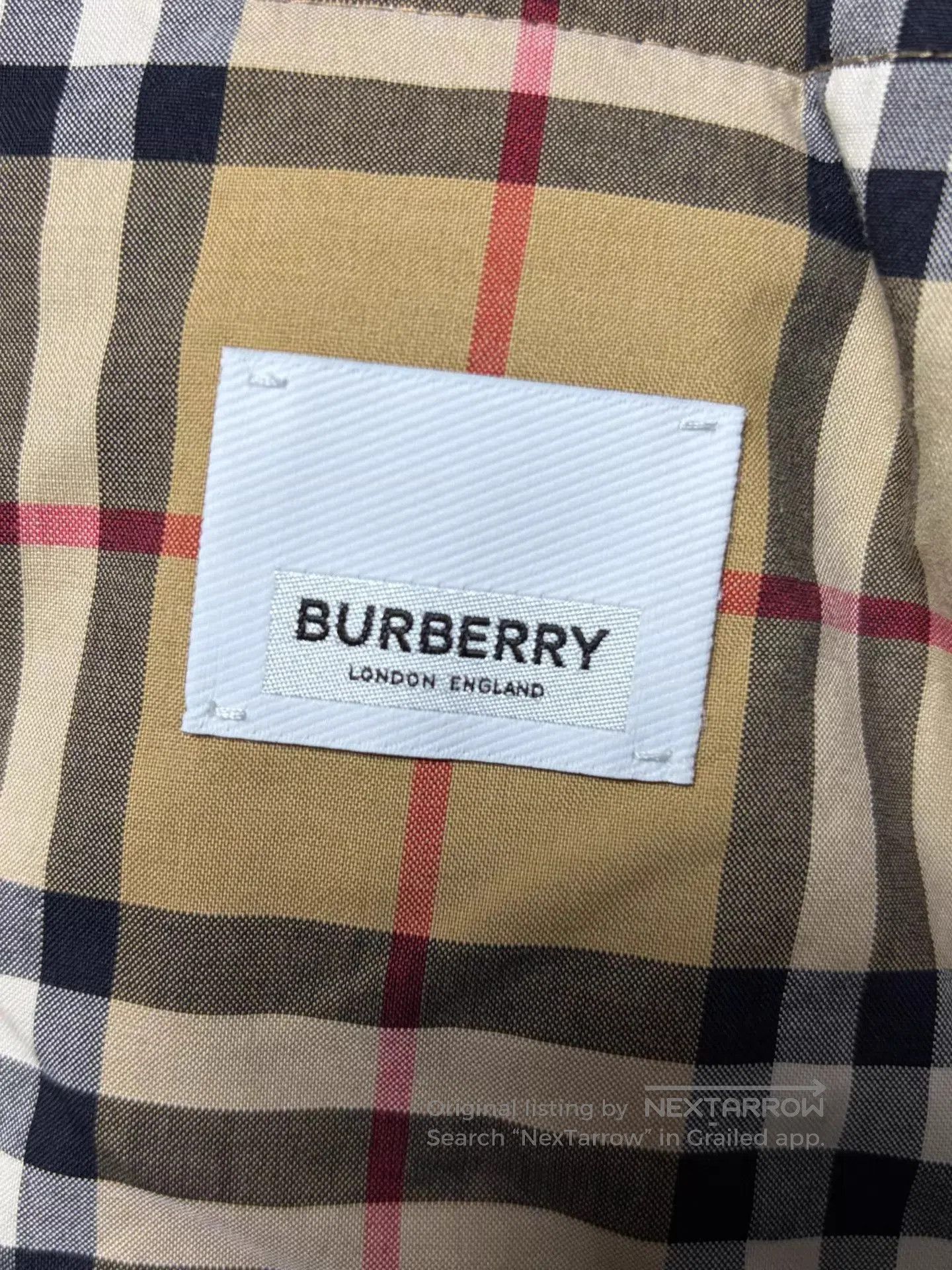 Burberry Quilted Black Jacket with Corduroy Collar - S. Size US S / EU 44-46 / 1 - 3 Thumbnail