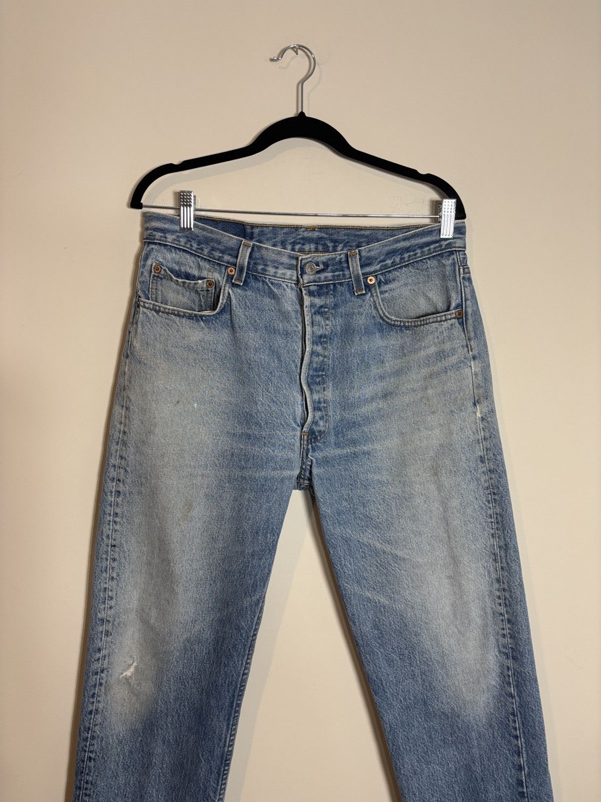 Levi's Vintage Levis 501 Jeans Button Fly Distressed Made in USA Size US 33 - 3 Thumbnail