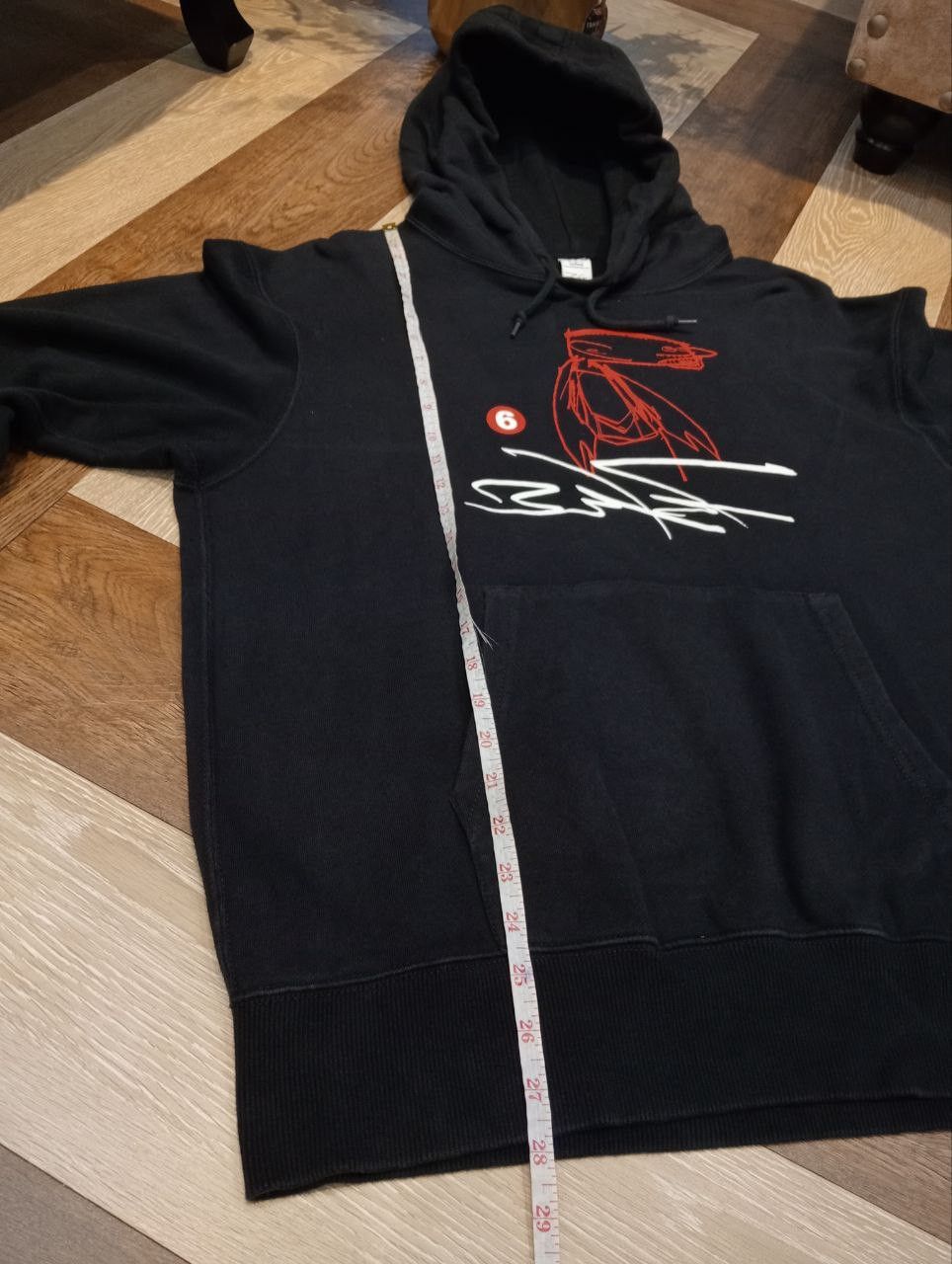 Futura × Uniqlo UNIQLO X FUTURA OVERSIZED HOODIE - SIZE L BLACK Size US L / EU 52-54 / 3 - 9 Thumbnail