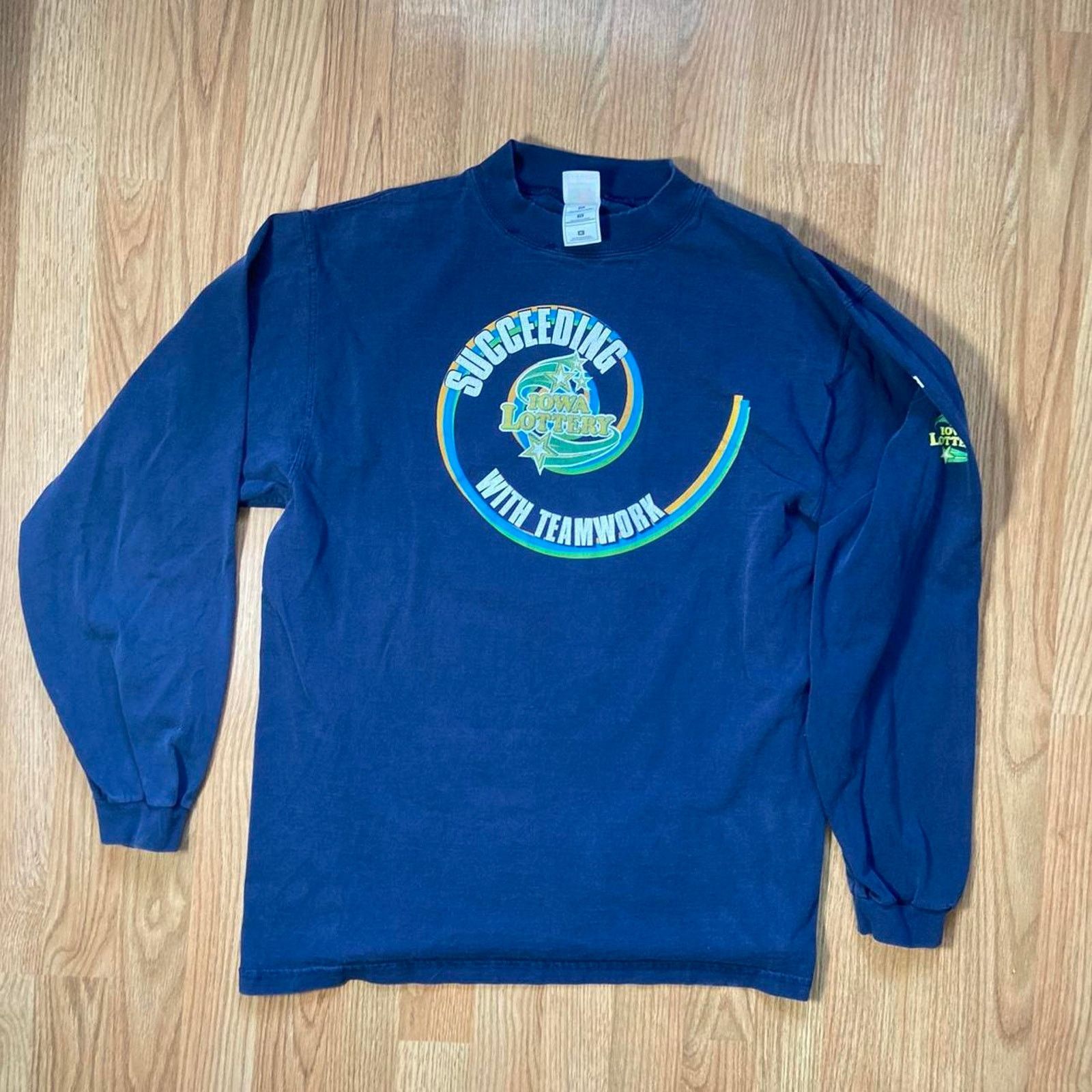 Fruit Of The Loom 90s lowa lottery long sleeve Size US XL / EU 56 / 4 - 4 Thumbnail