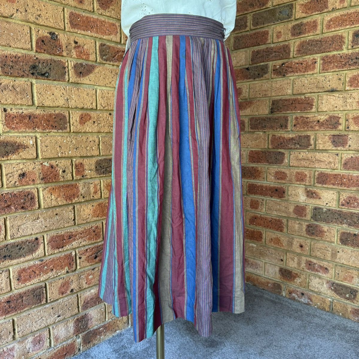 Calvin Klein × Vintage Calvin Klein midi striped skirt Size 28" / US 6 / IT 42 - 1 Thumbnail
