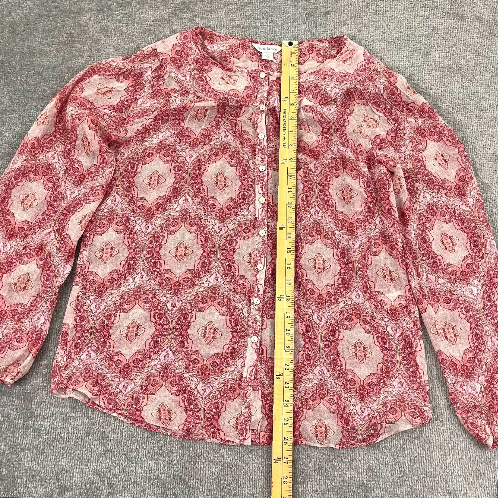 Vintage SUNDANCE Top Womens Medium Red Pink Floral 100% Silk Sheer Blouse Button Up Size M / US 6-8 / IT 42-44 - 4 Thumbnail