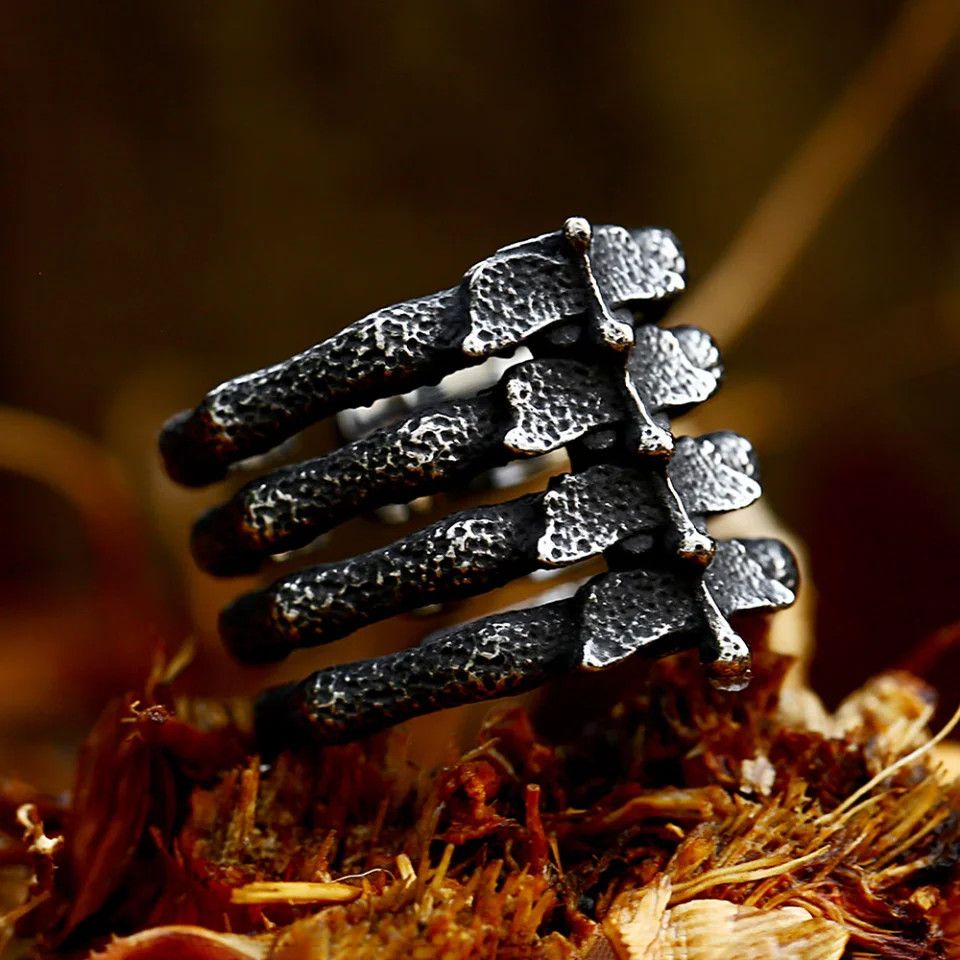 Japanese Brand × Jewelry × Vintage Gothic Vintage Satanic Demon Bone Ring Size ONE SIZE - 2 Thumbnail