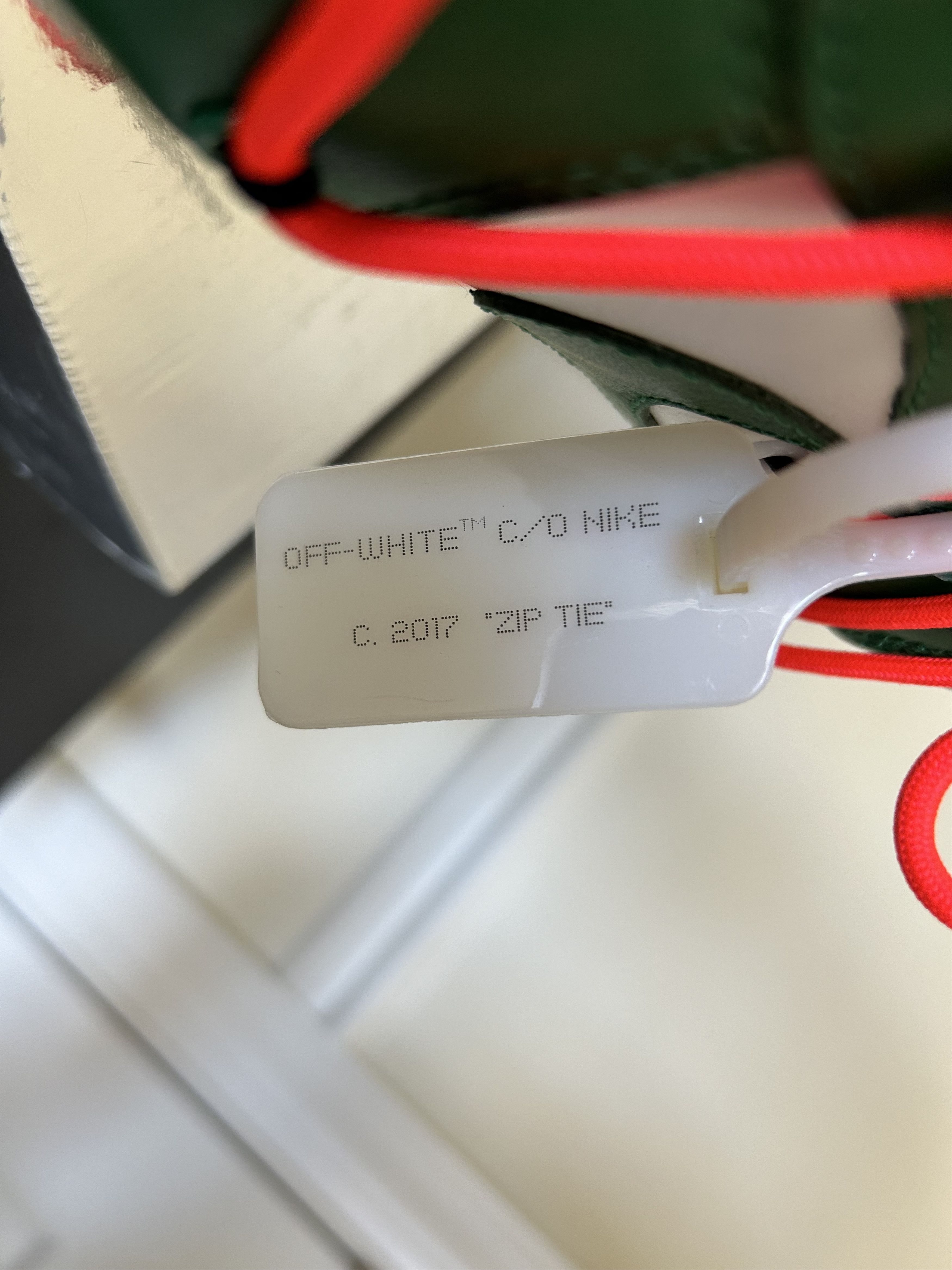 Nike × Off-White Nike Dunk Low Off-White Pine Green Size US 11 / EU 44 - 6 Thumbnail