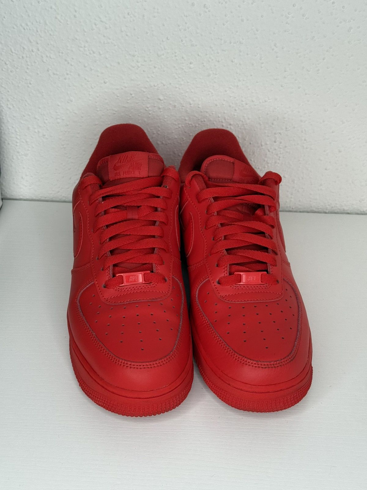 Nike Nike Air Force 1 Low Triple Red Size US 11 / EU 44 - 2 Thumbnail