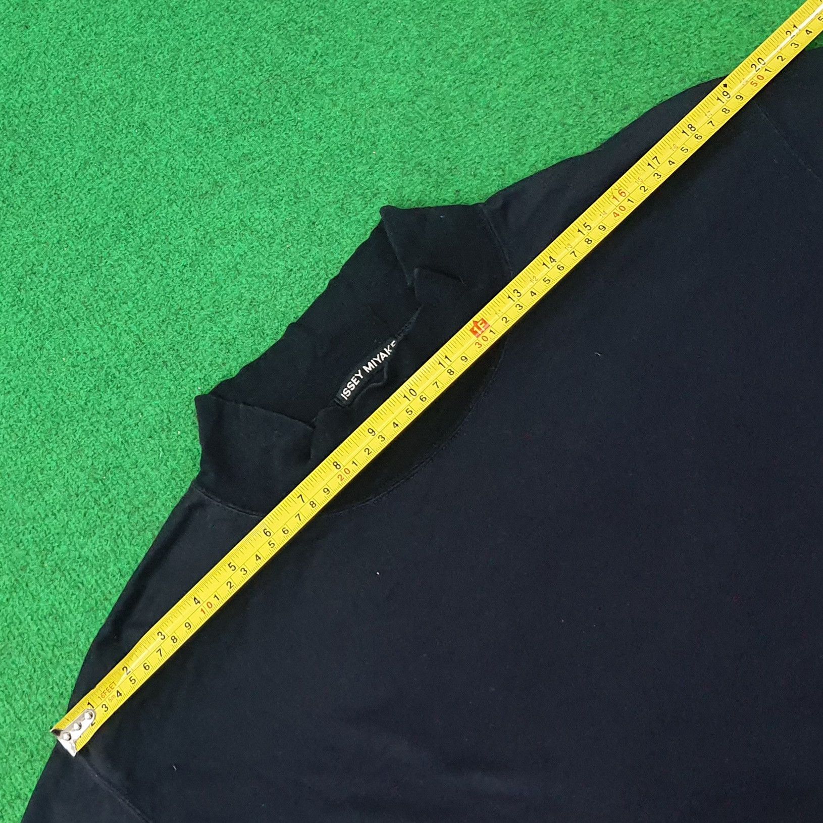 Issey Miyake Vintage Issey Miyake Japan Designer Tshrt C259N76 Size US L / EU 52-54 / 3 - 8 Thumbnail