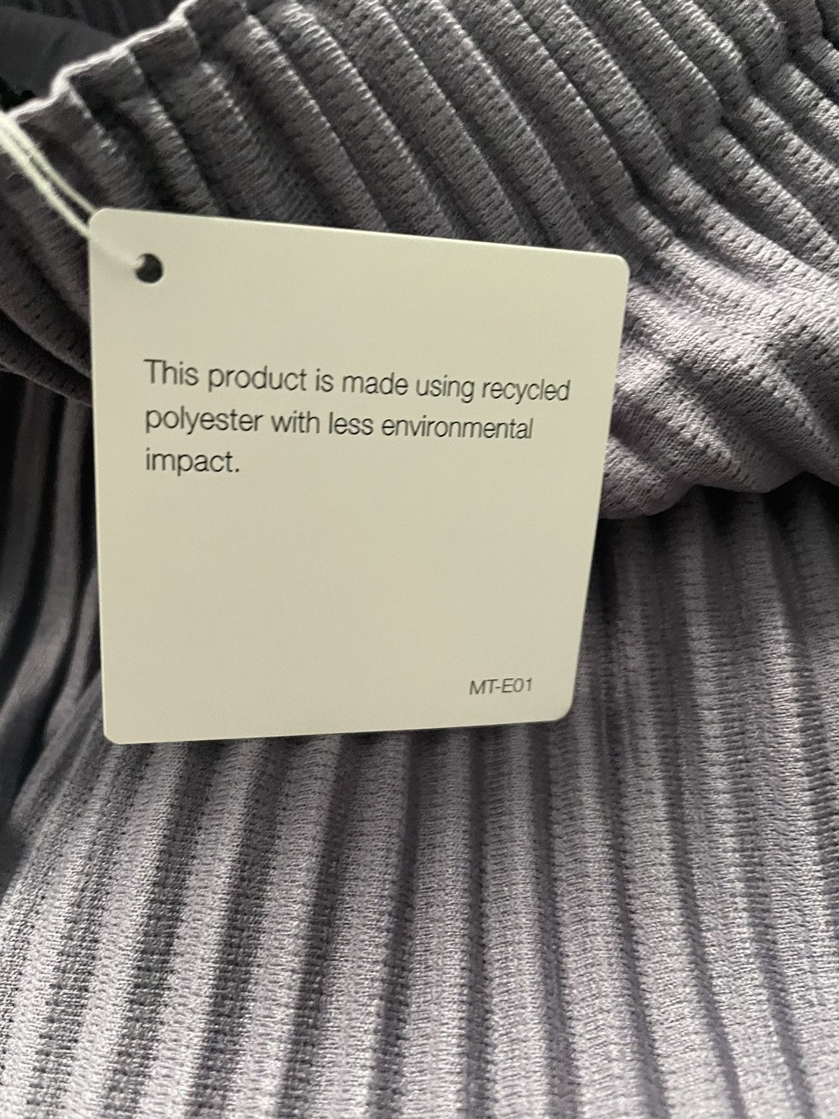 Homme Plisse Issey Miyake Homme Plissé Issey Miyake Purple Monthly Color Trouser Size US 29 - 15 Thumbnail
