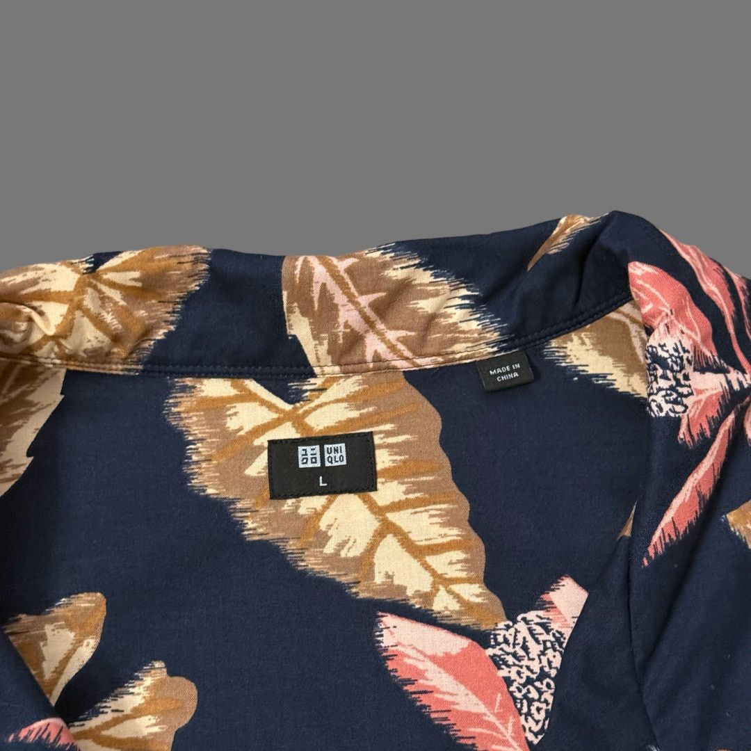 Uniqlo UNIQLO Open Collar SS Shirt Mens Size L Navy EUC Modal Blend Size US L / EU 52-54 / 3 - 4 Thumbnail