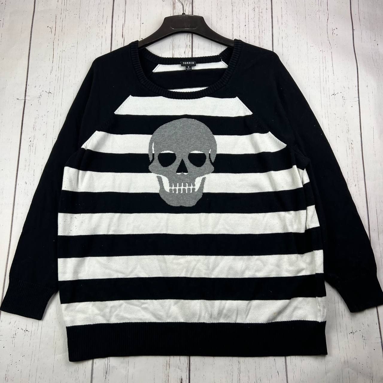 Torrid Skull Logo Striped 3 Torrid Long Sleeve Sweatshirt Women Size ONE SIZE - 1 Thumbnail