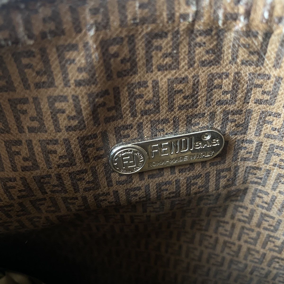Fendi × Vintage vintage Fendi Monogram Shoulder Bag messenger 80s luxury Size ONE SIZE - 8 Thumbnail
