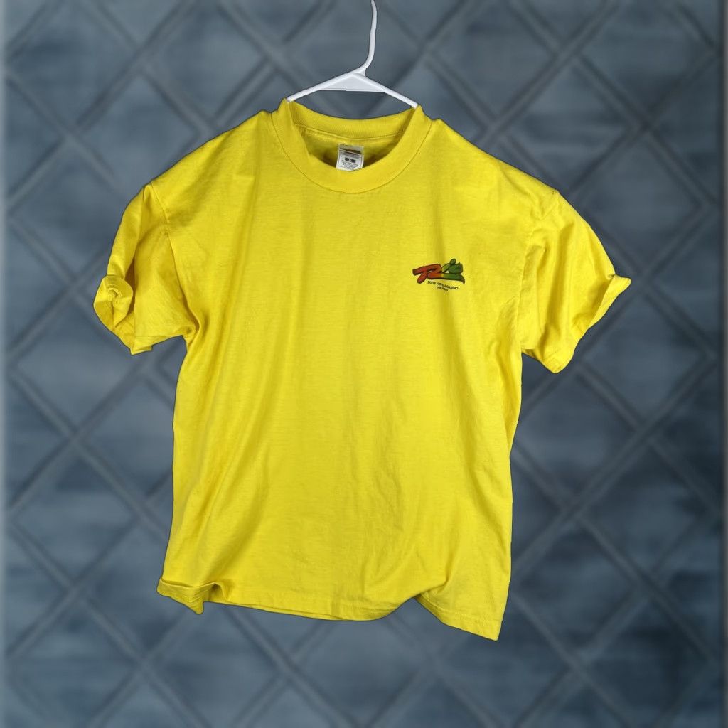 Fruit Of The Loom VINTAGE Rio Las Vegas Shirt Mens XL Yellow Casino Promo Fruit Of The Loom 90s Size US XL / EU 56 / 4 - 1 Thumbnail
