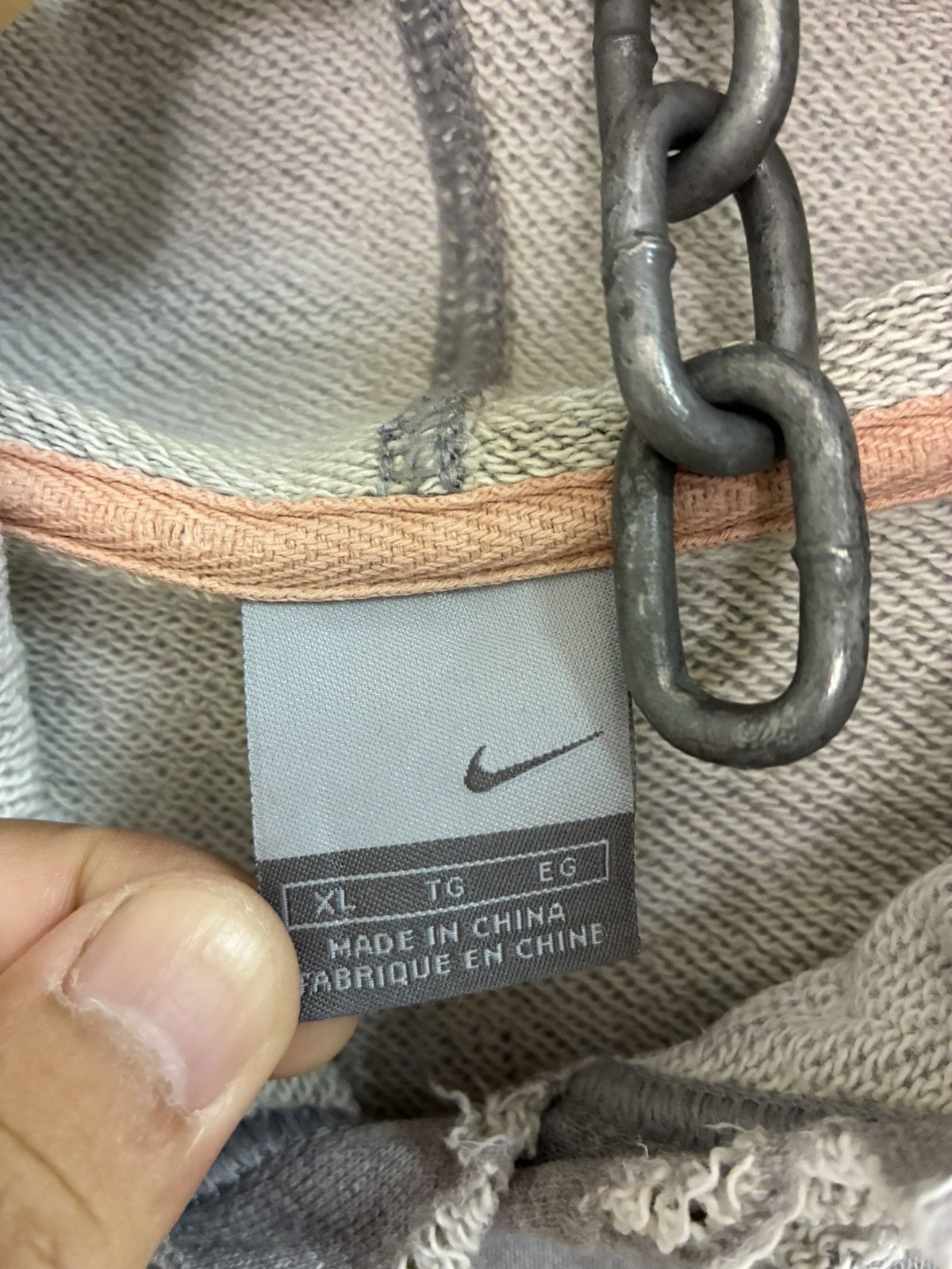 Nike Nike Now Bring Ya Attitude Distress hoodie design Size US XL / EU 56 / 4 - 16 Thumbnail