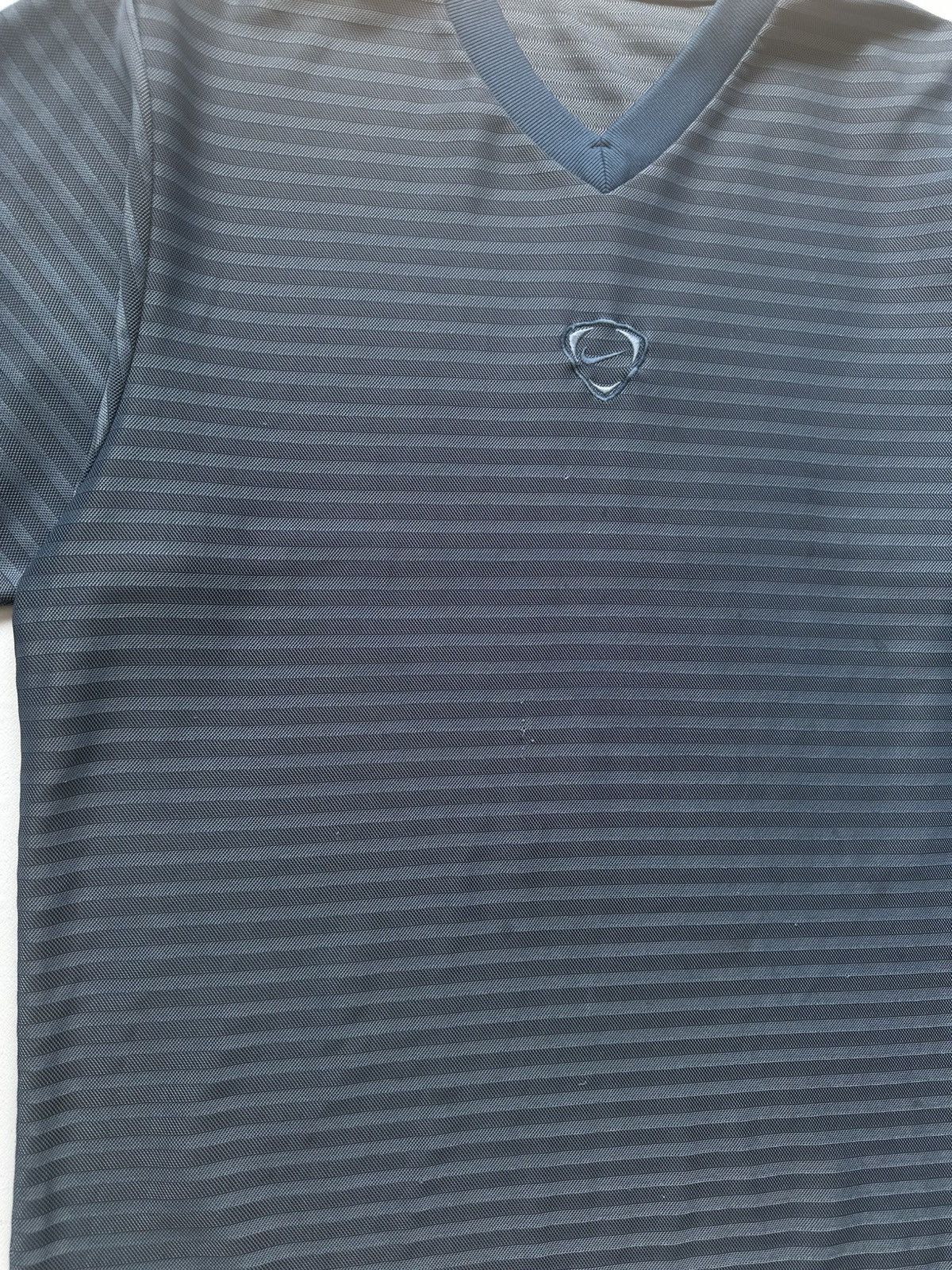 Nike Y2k Vintage Nike Central Logo Jersey Tee Size US M / EU 48-50 / 2 - 8 Thumbnail
