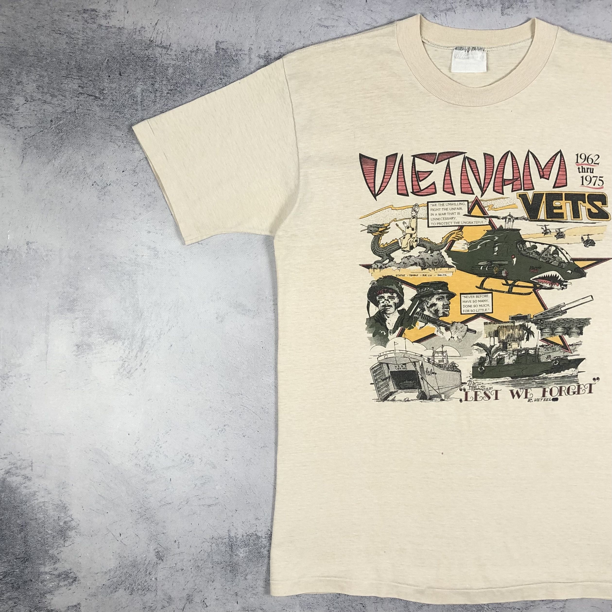 Vintage 90s Vietnam Vets Lest We Forget R. Wetzel Tee Size US L / EU 52-54 / 3 - 7 Thumbnail