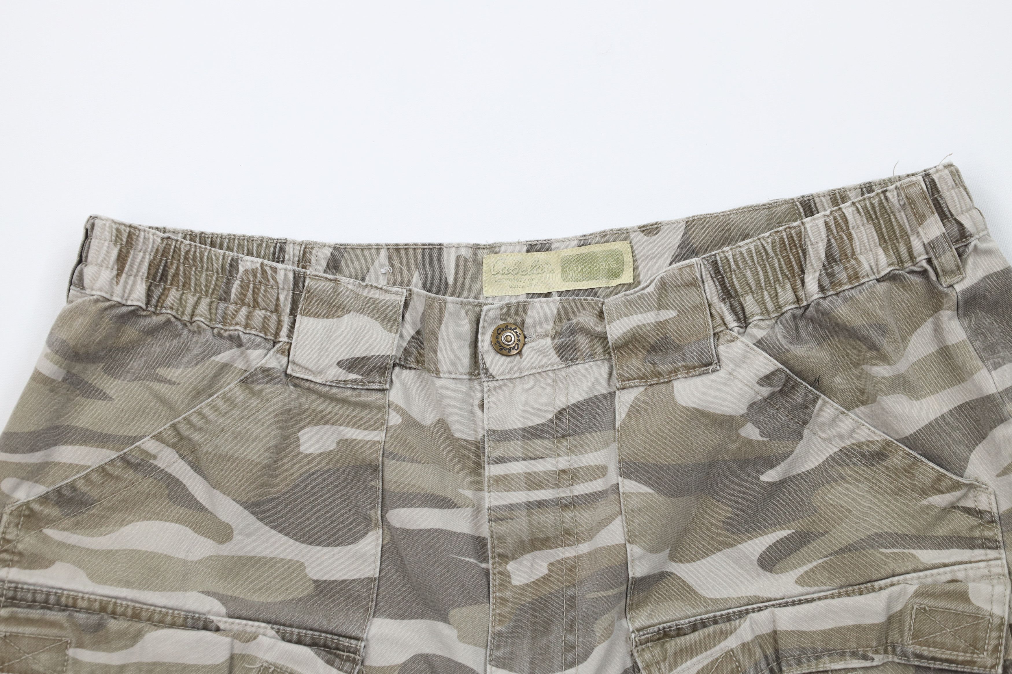 Cabelas Vintage Cabelas Knee Canvas Camouflage Cargo Shorts Cotton Size US 36 / EU 52 - 2 Thumbnail